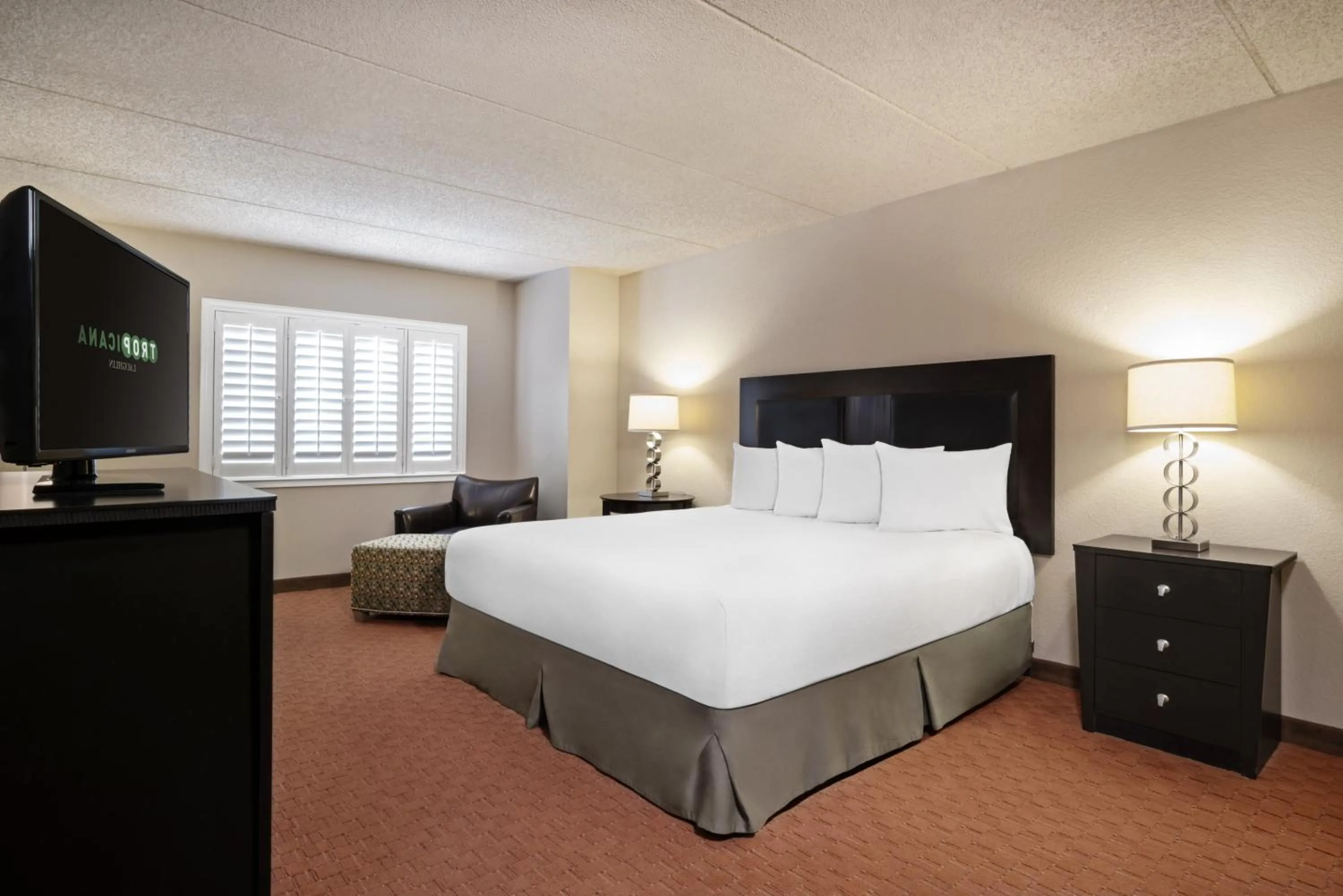 Bedroom, Bed in Tropicana Laughlin, A Caesars Destination