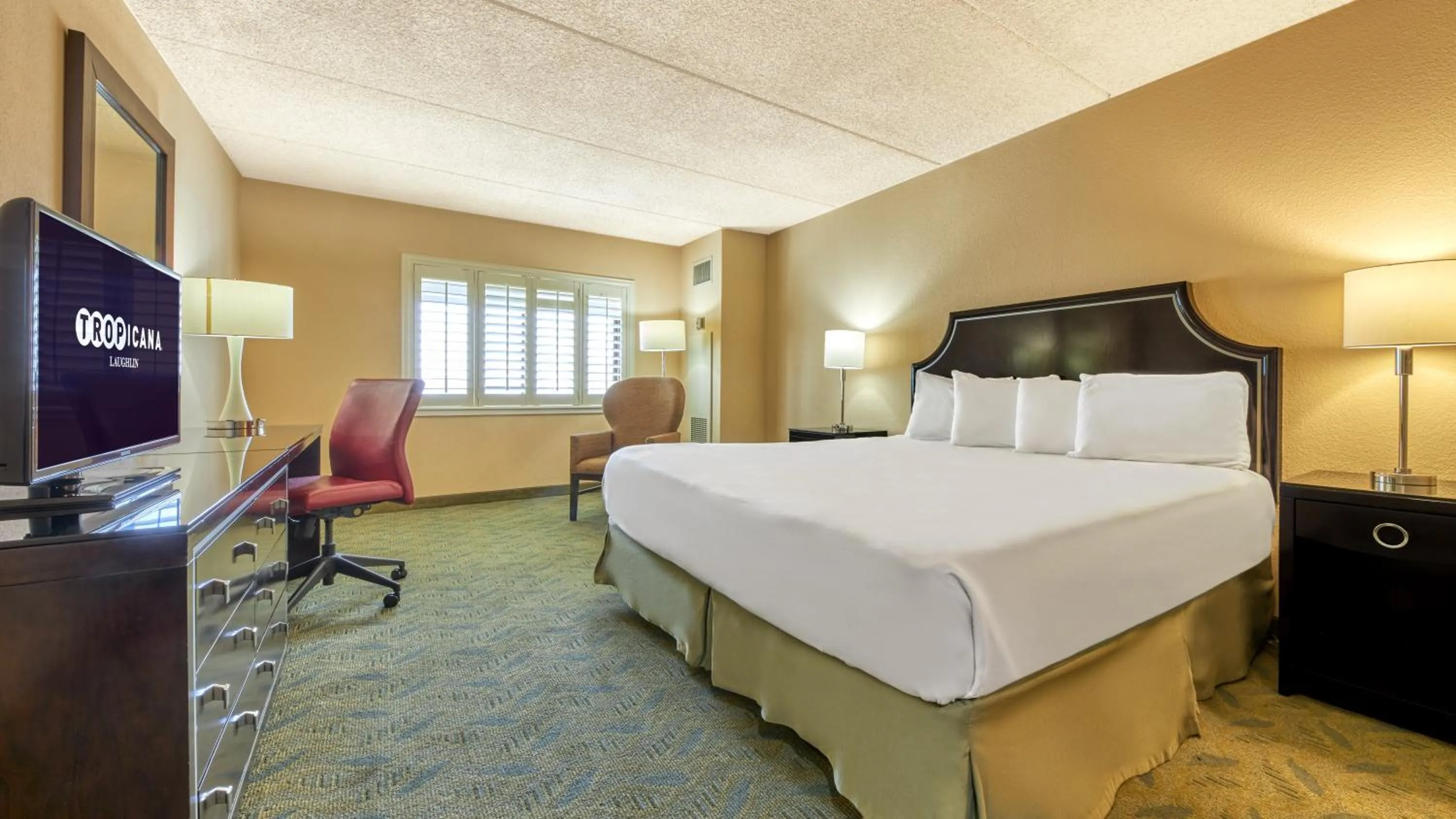 Bed in Tropicana Laughlin, A Caesars Destination