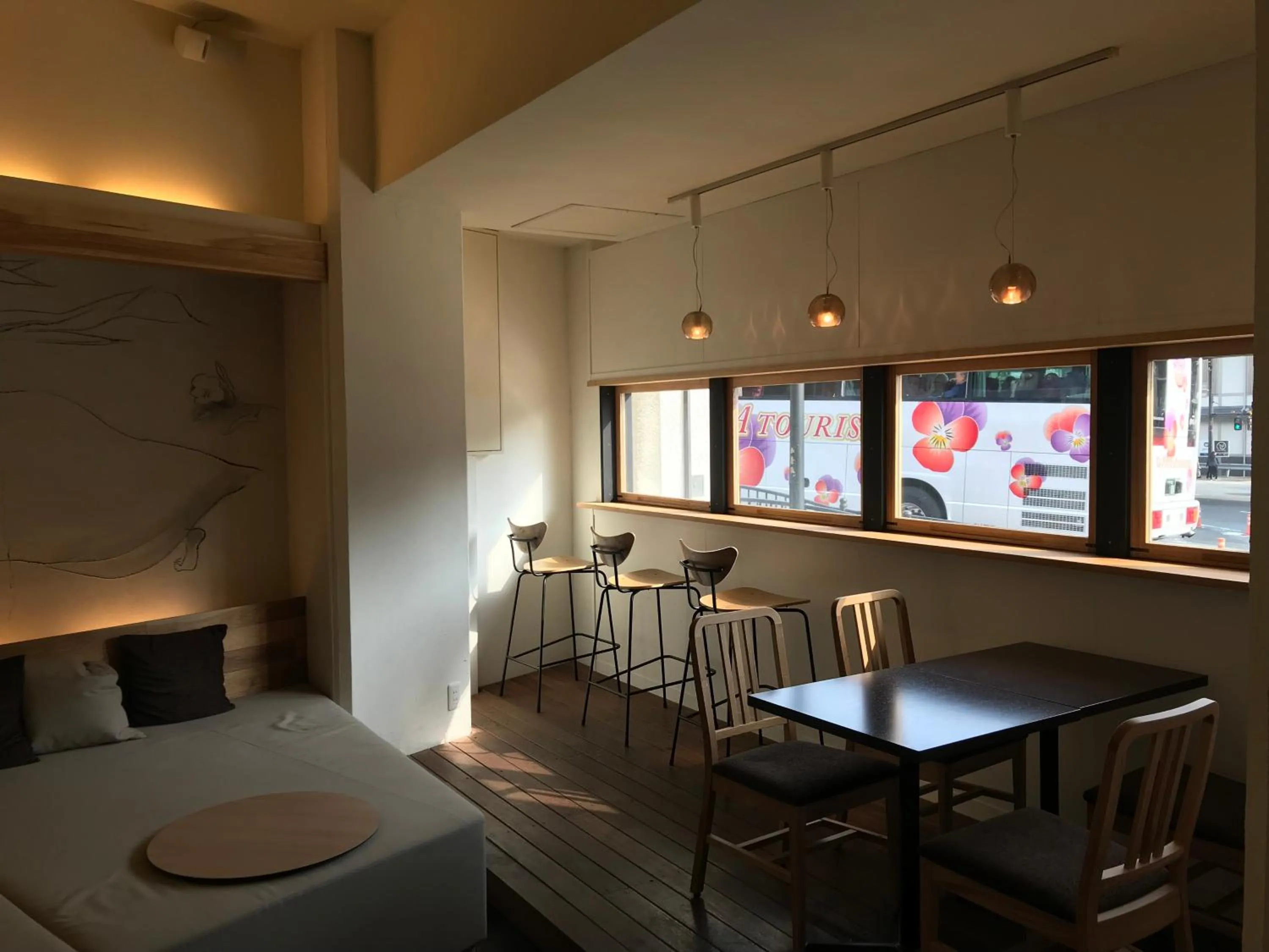 Restaurant/places to eat, Bed in Santiago Guesthouse Kyoto