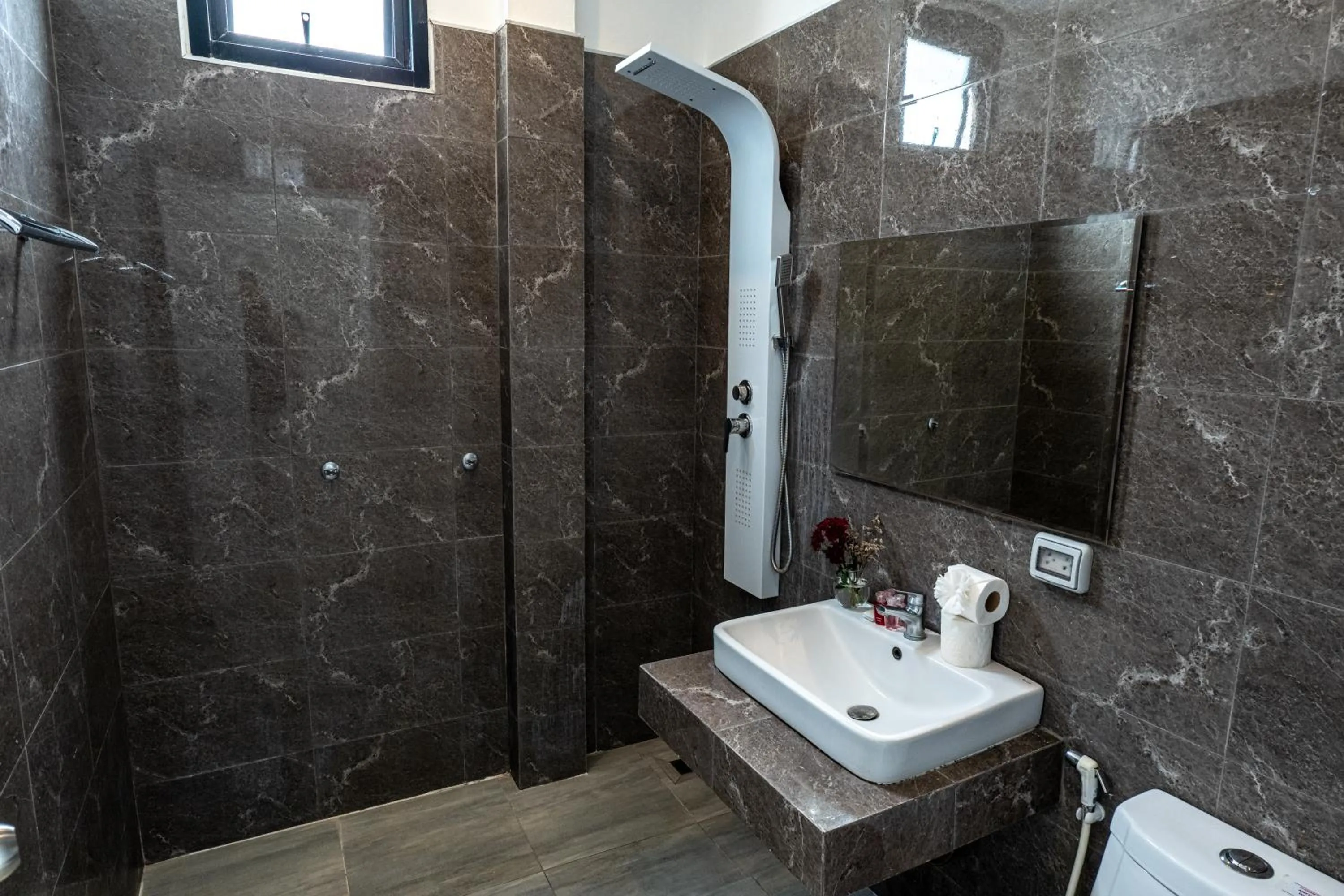 Tropical Sea View Residence