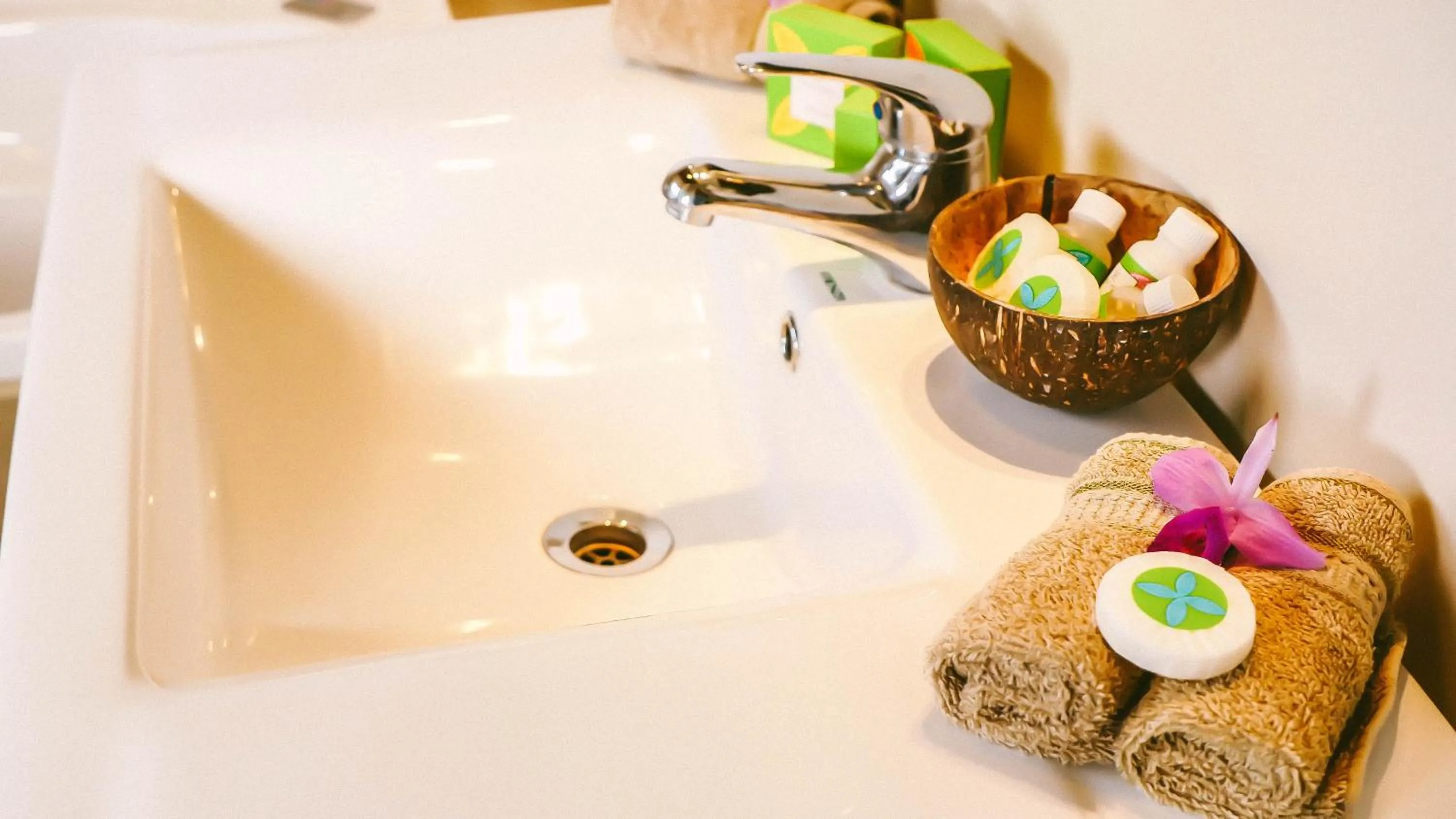 Shower in Muri Beach Resort