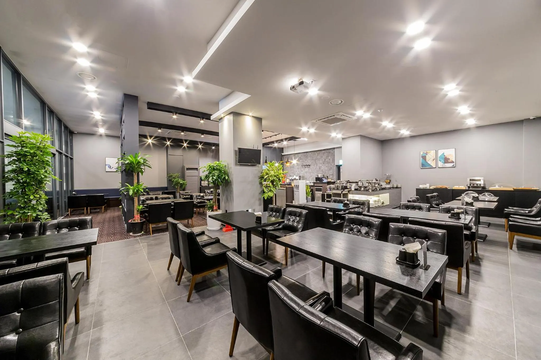 Restaurant/places to eat in Pyeongtaek Stay Tourist Hotel