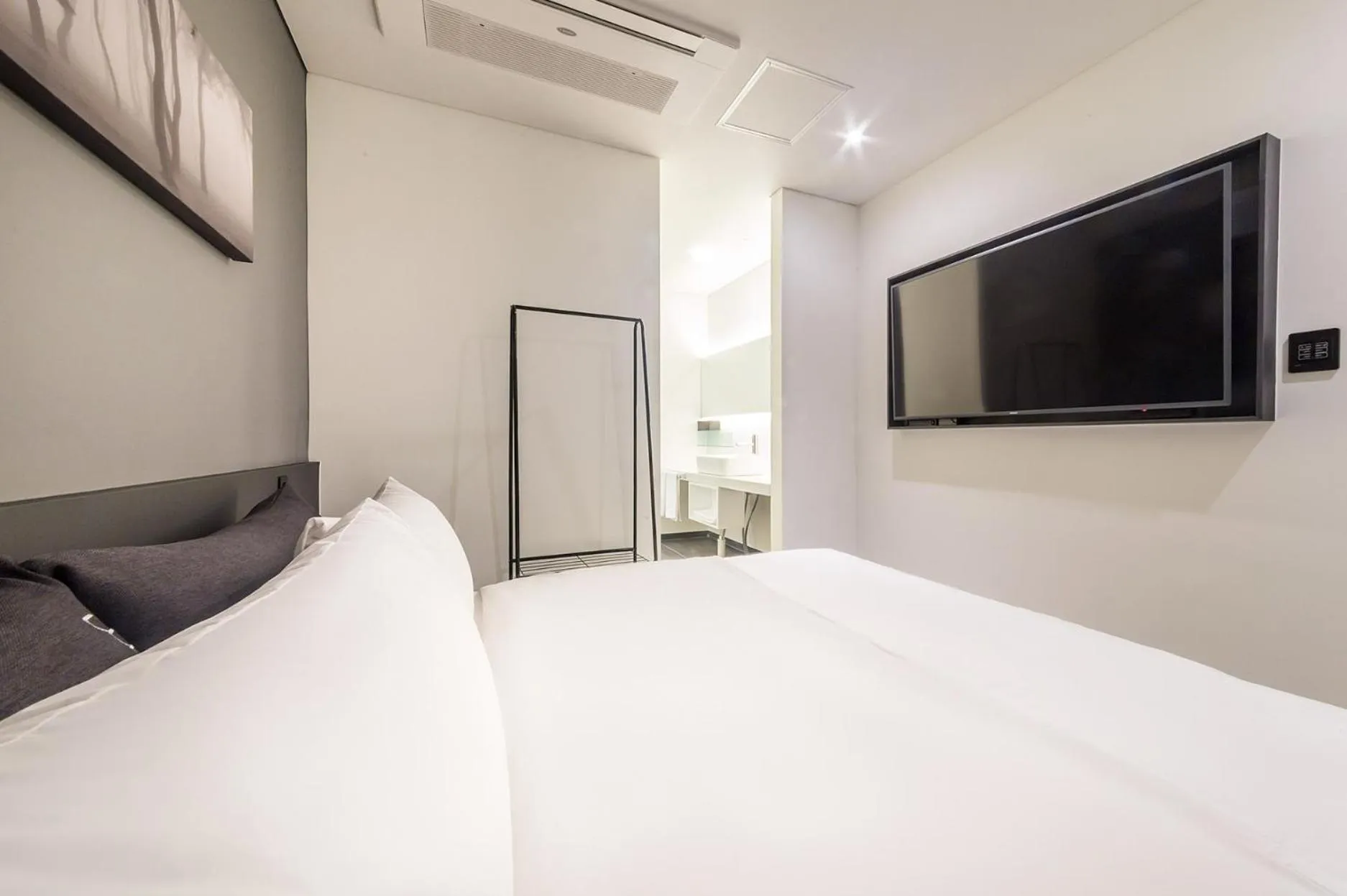 Bed in Pyeongtaek Stay Tourist Hotel