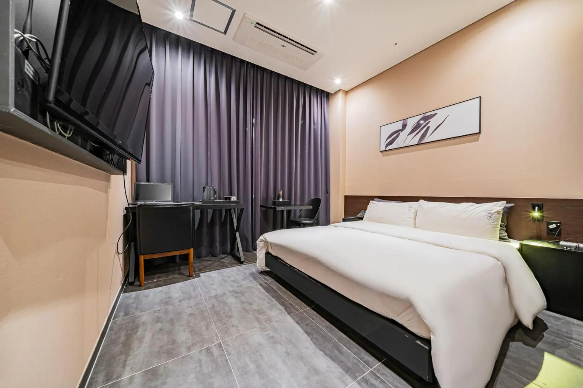 Bed in Pyeongtaek Stay Tourist Hotel