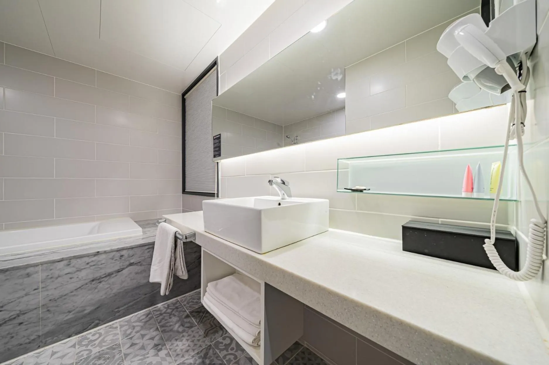 Pyeongtaek Stay Tourist Hotel