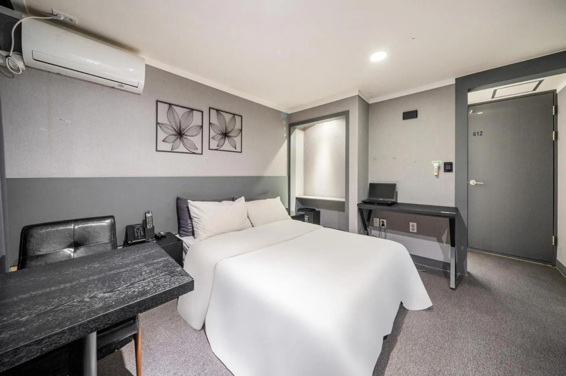 Bed in Pyeongtaek Stay Tourist Hotel