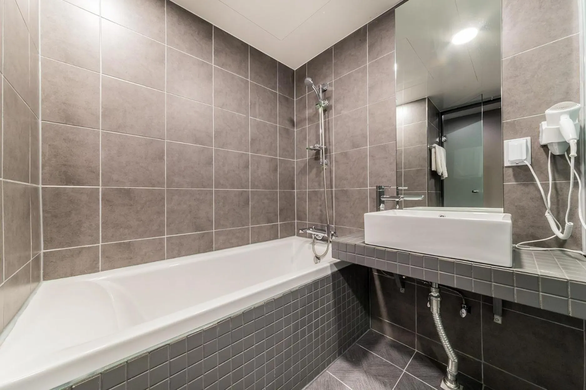 Pyeongtaek Stay Tourist Hotel