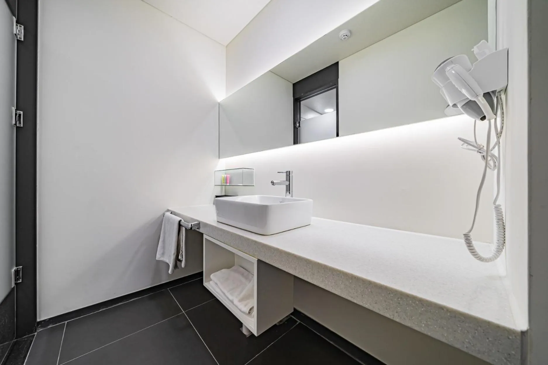 Pyeongtaek Stay Tourist Hotel