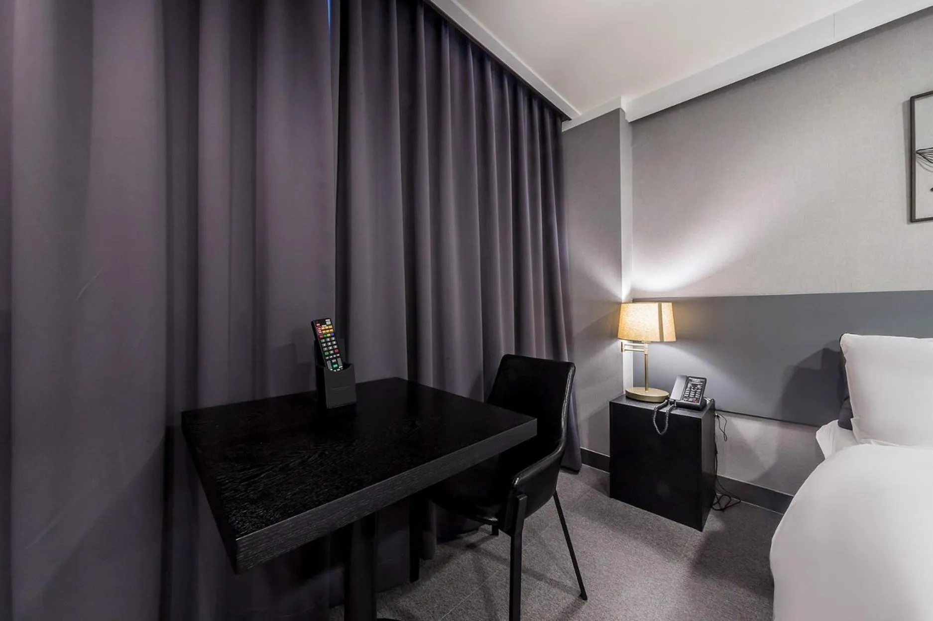 Bed in Pyeongtaek Stay Tourist Hotel