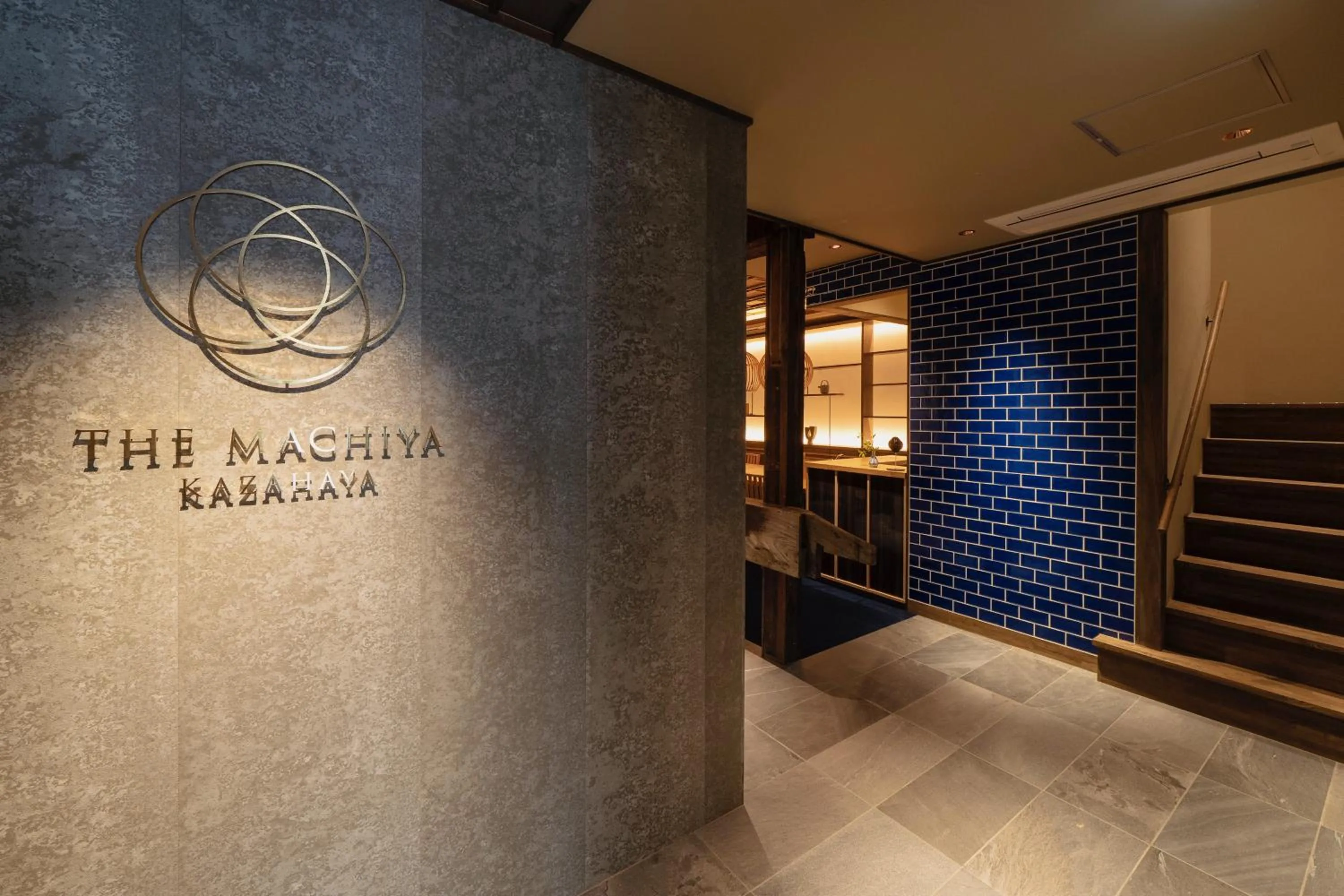 Facade/entrance in THE MACHIYA KAZAHAYA