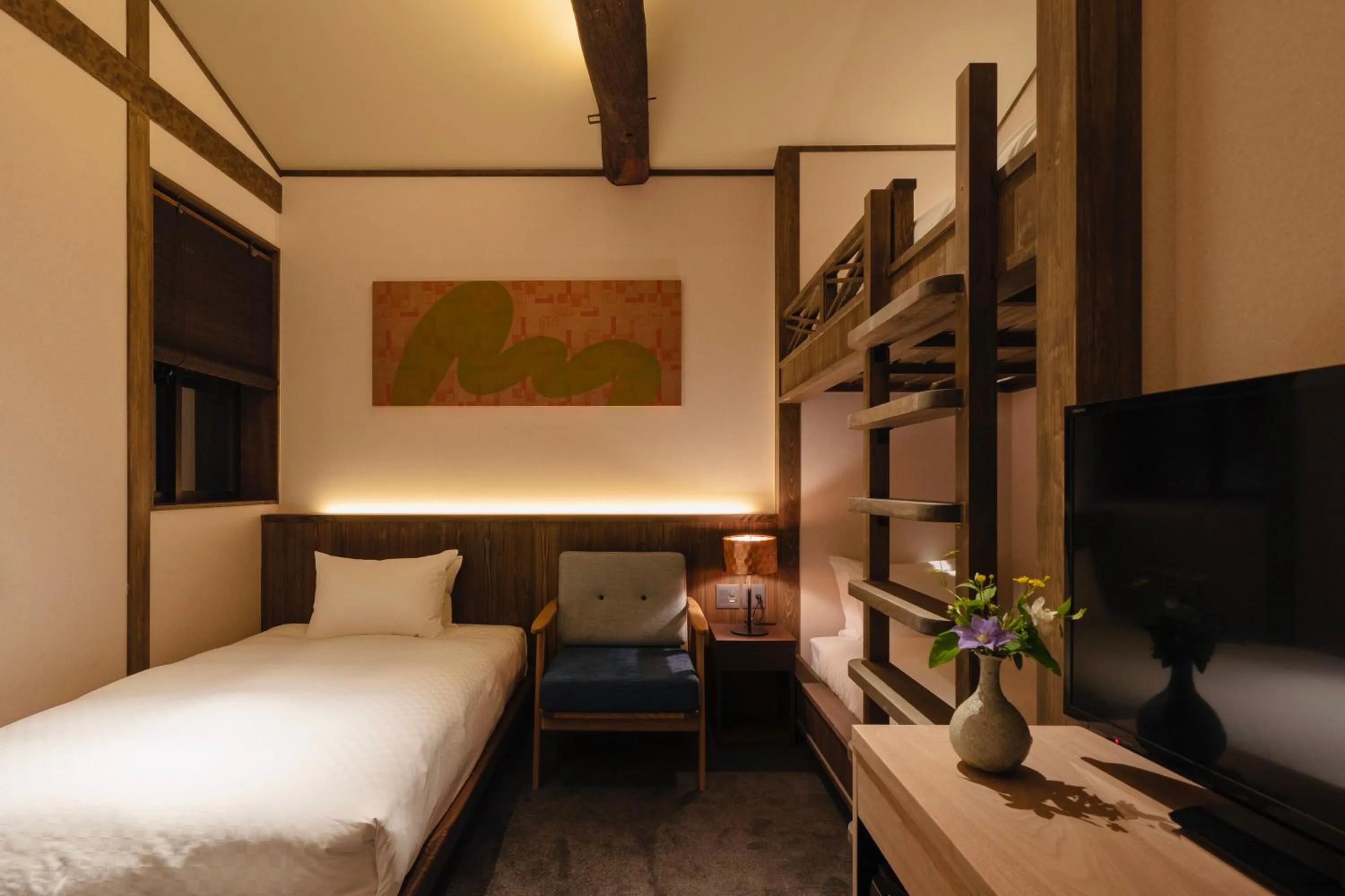 Bed in THE MACHIYA KAZAHAYA