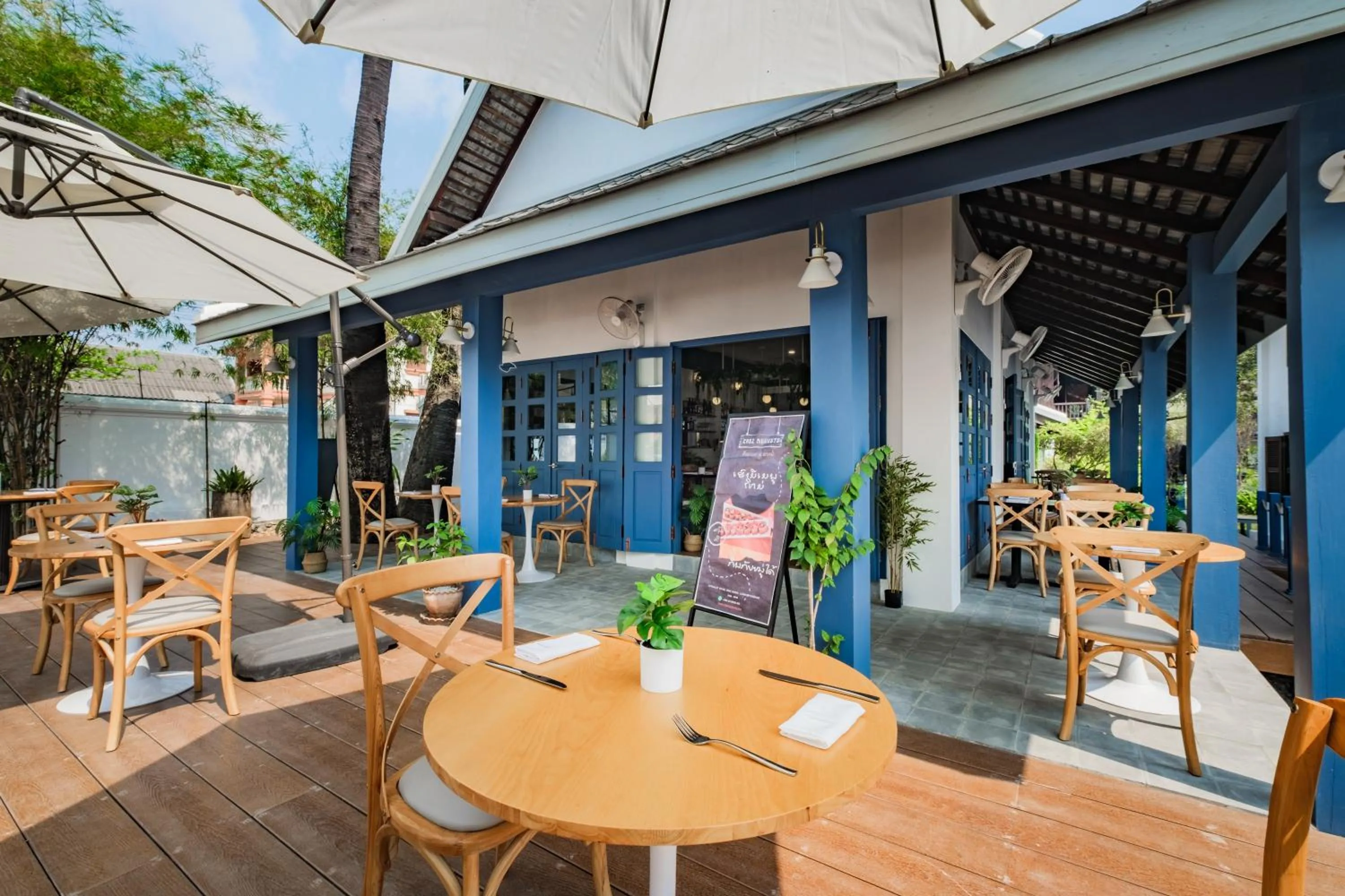 Restaurant/places to eat in Sanctuary Hotel Luang Prabang