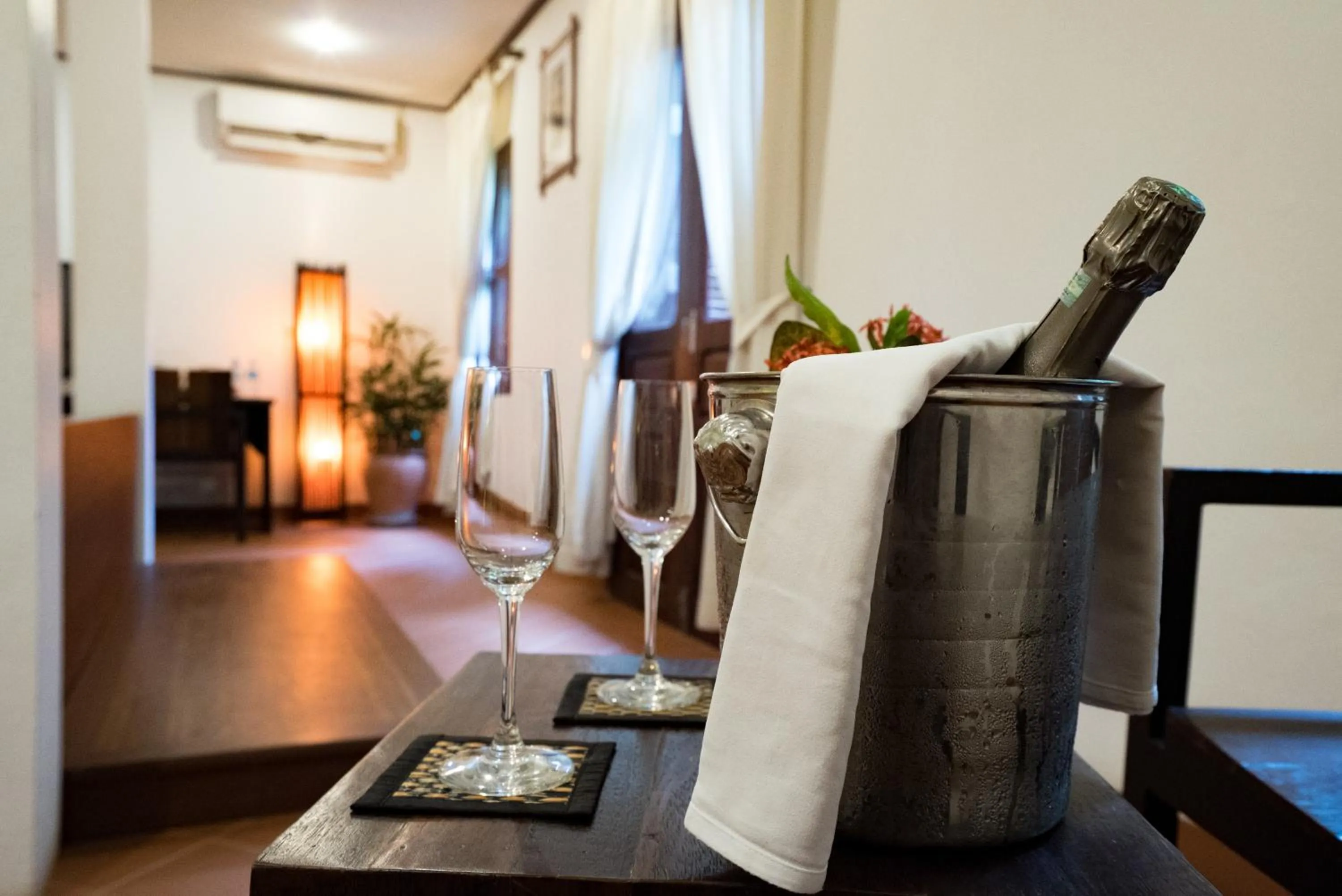 Food and drinks in Sanctuary Hotel Luang Prabang