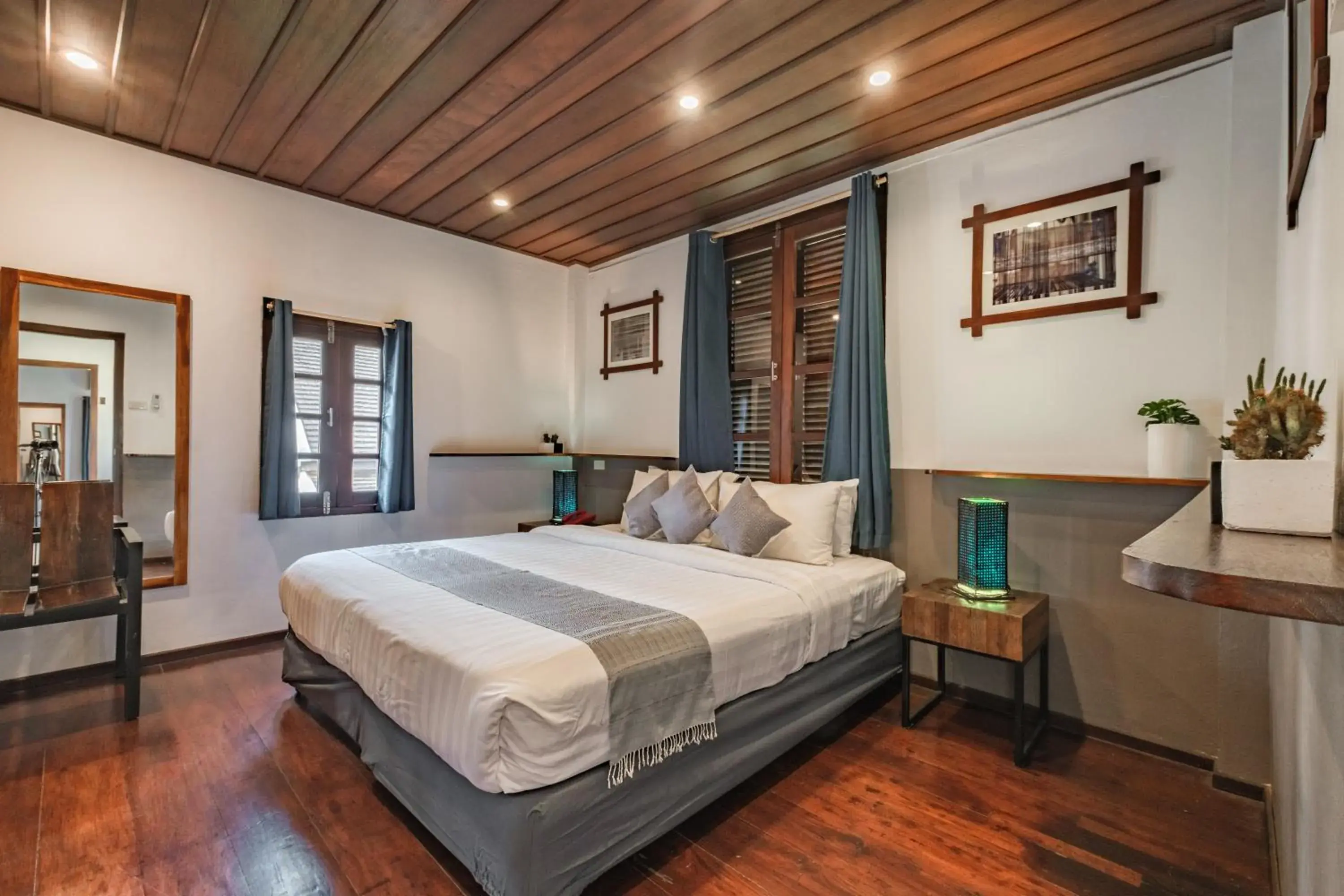 Superior Double or Twin Room Unesco in Sanctuary Hotel Luang Prabang Superior Double or Twin Room Unesco in Sanctuary Hotel Luang Prabang