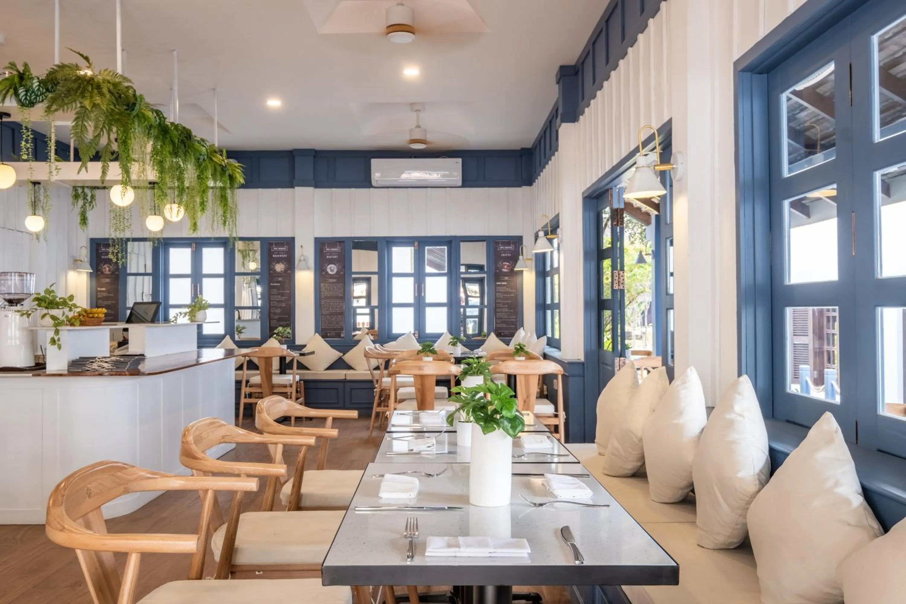 Restaurant/places to eat in Sanctuary Hotel Luang Prabang