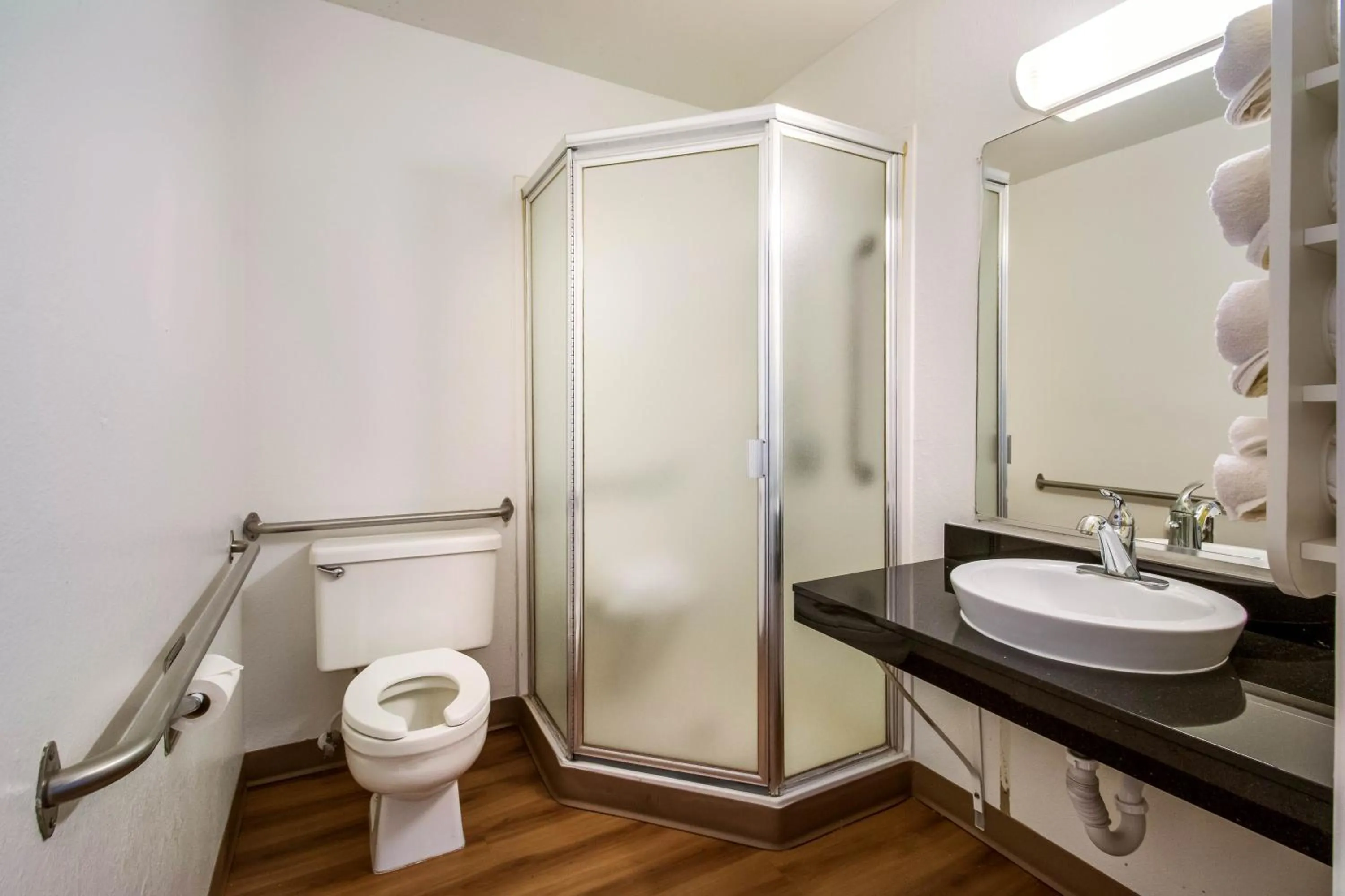 Bathroom in Motel 6 Wendover