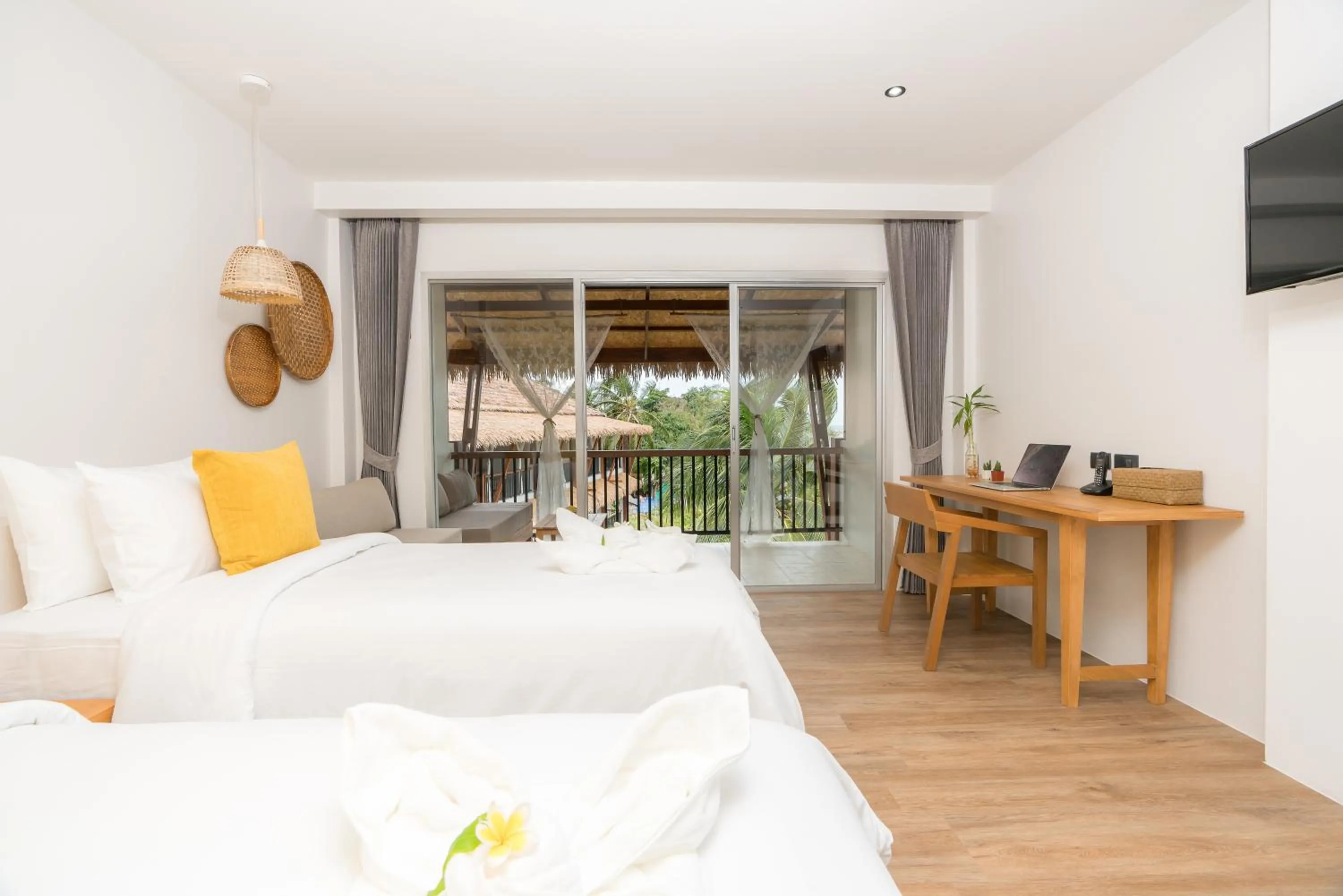 Bed in Princess Paradise Koh Phangan