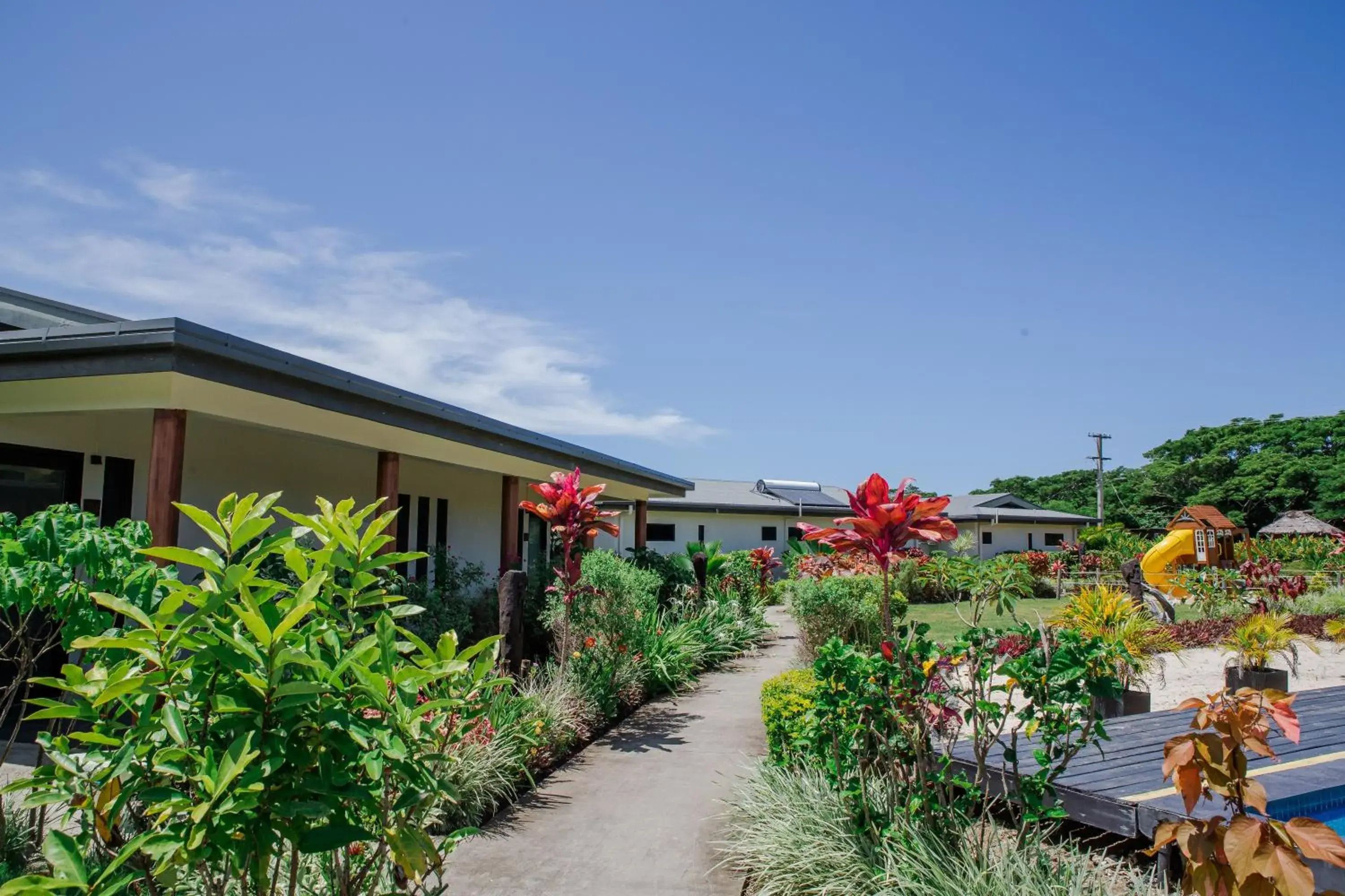 Queen Room with Pool View in Seatiki Resort Fiji Queen Room with Pool View in Seatiki Resort Fiji
