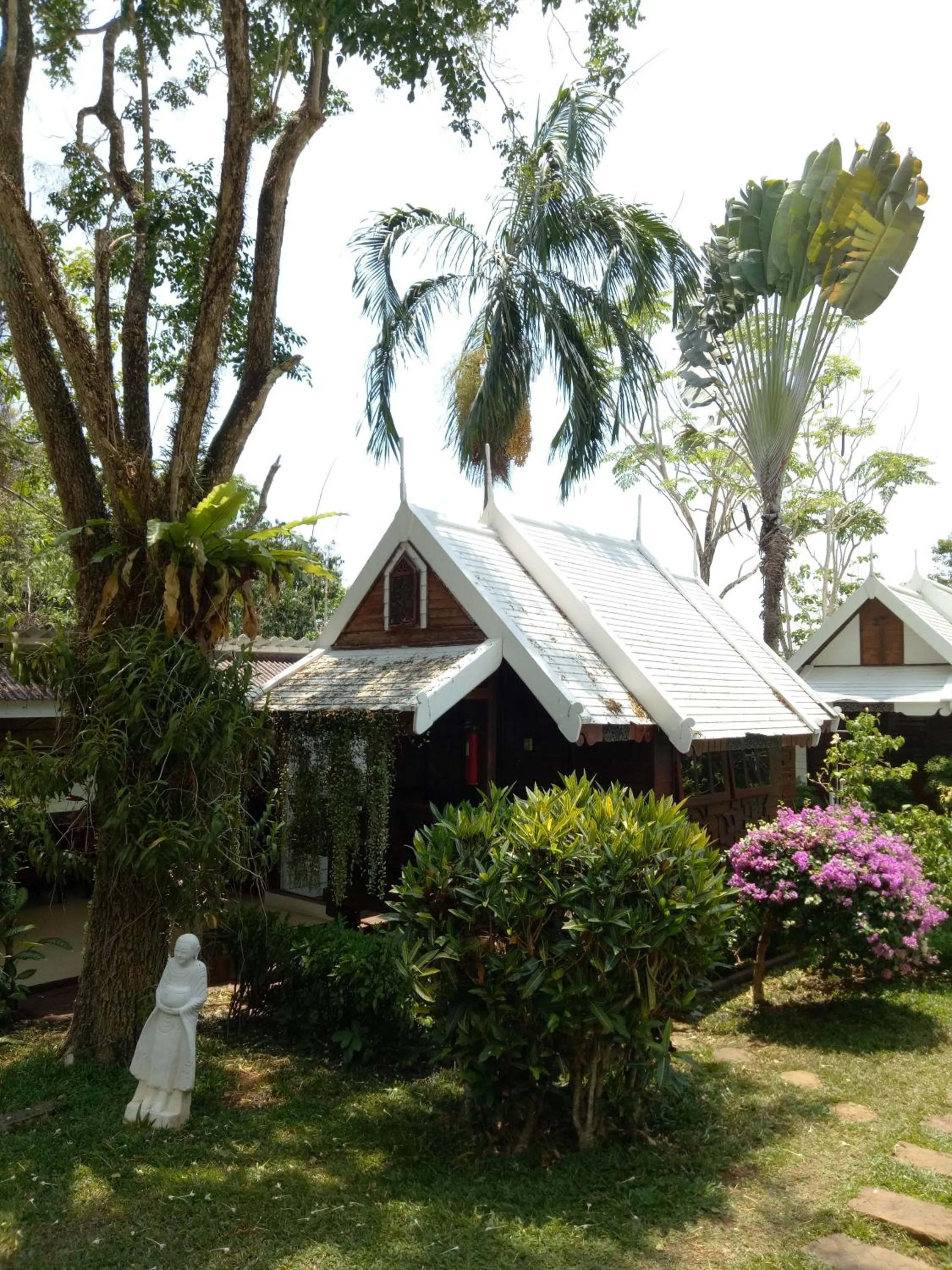 Property building in Le Passe-Temps