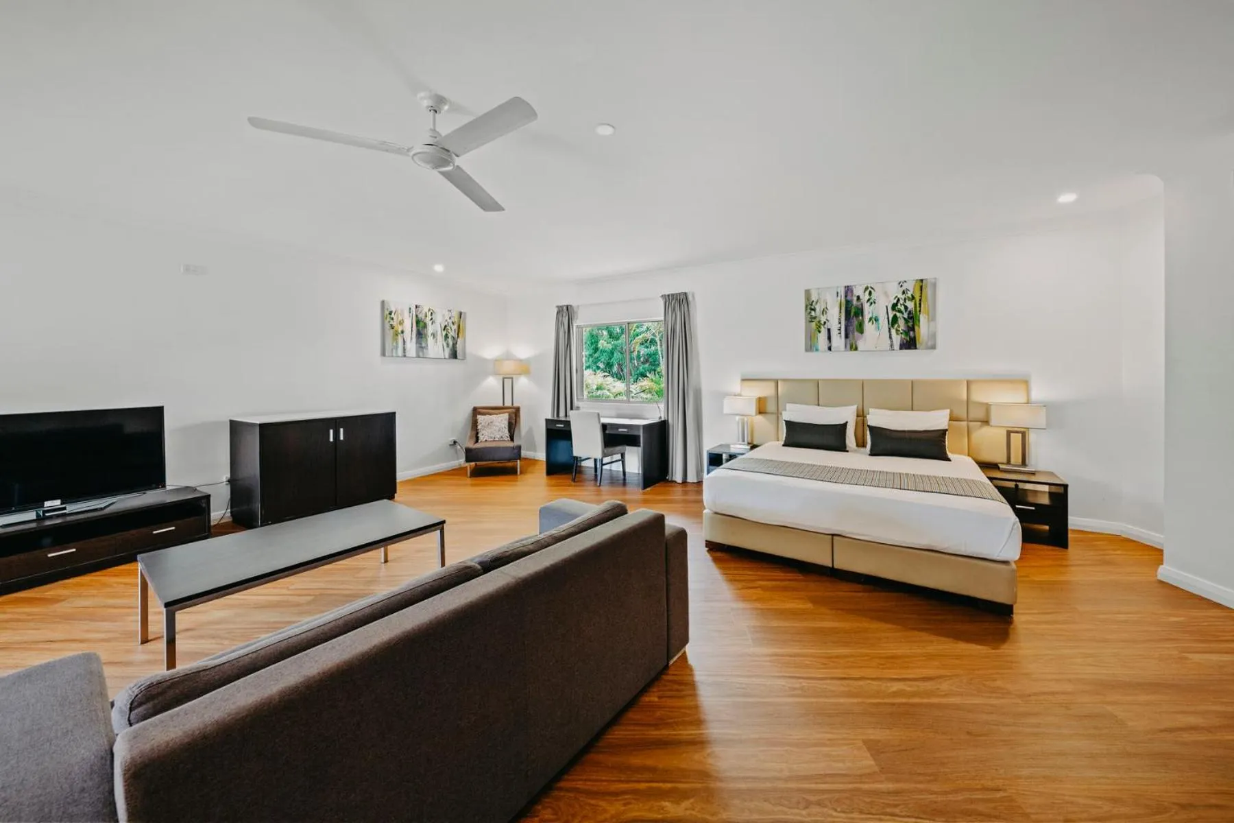 Bed in The Kimberley Grande Resort