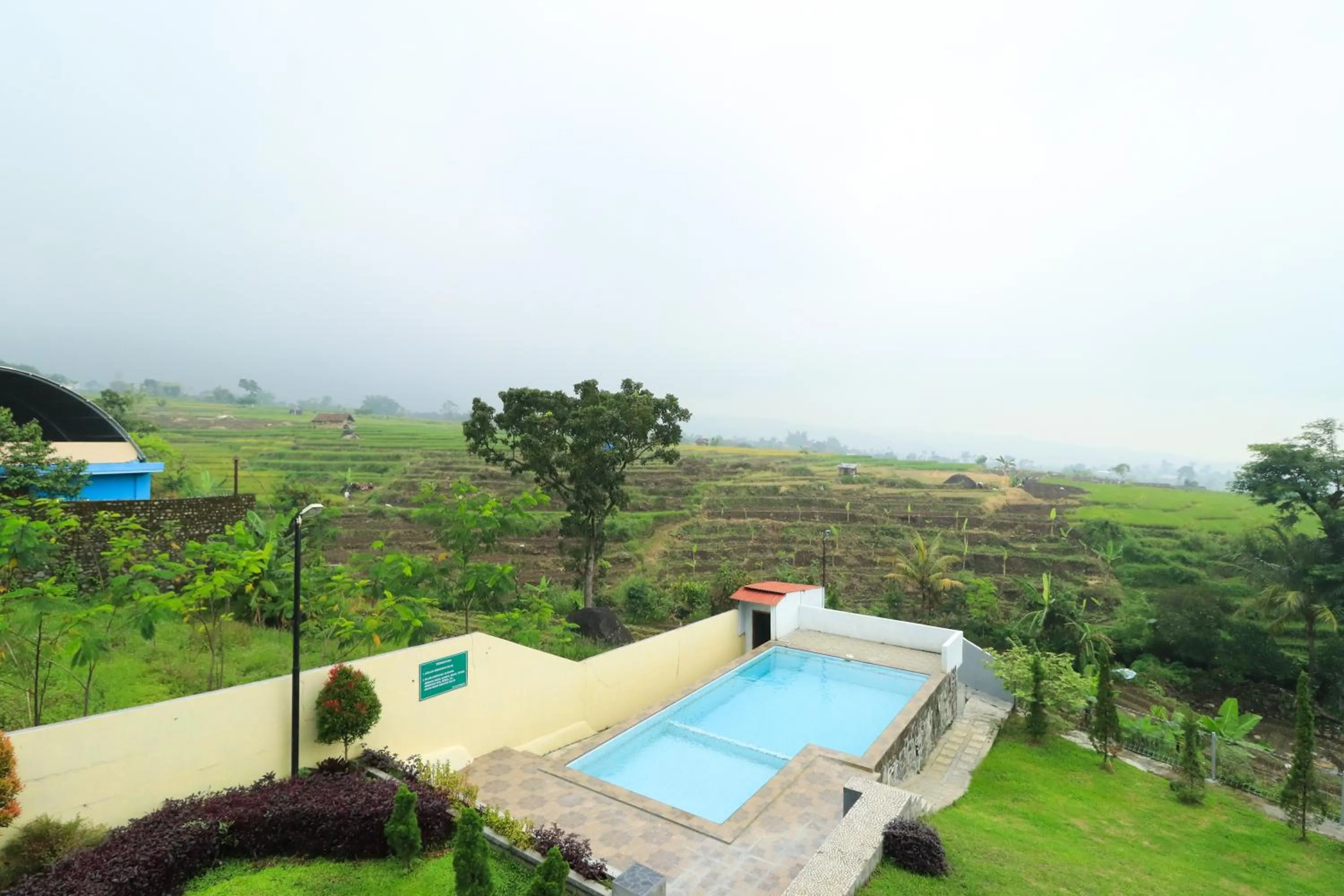 Pool view in Villa Kangen Omah