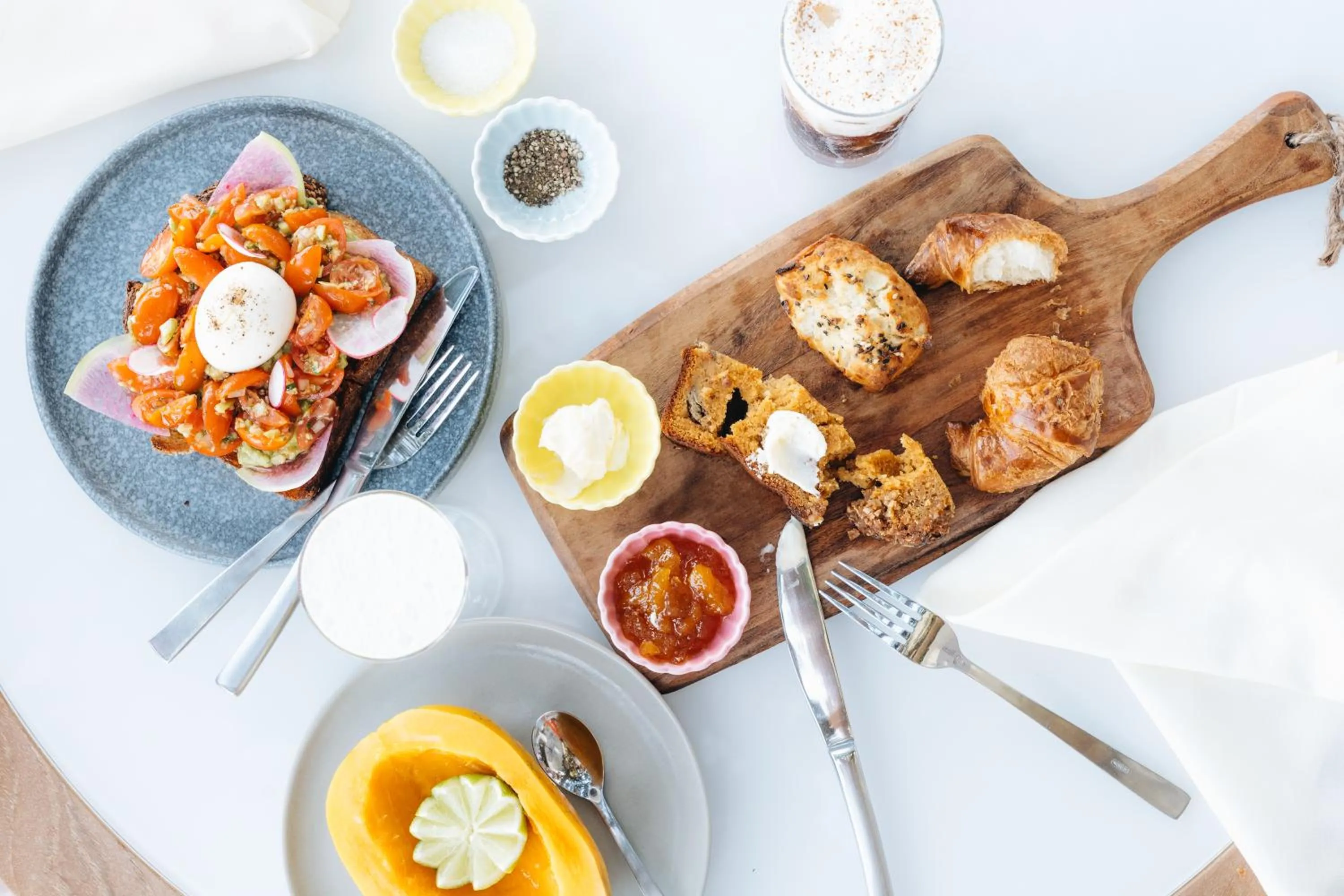 Restaurant/places to eat in Kaimana Beach Hotel