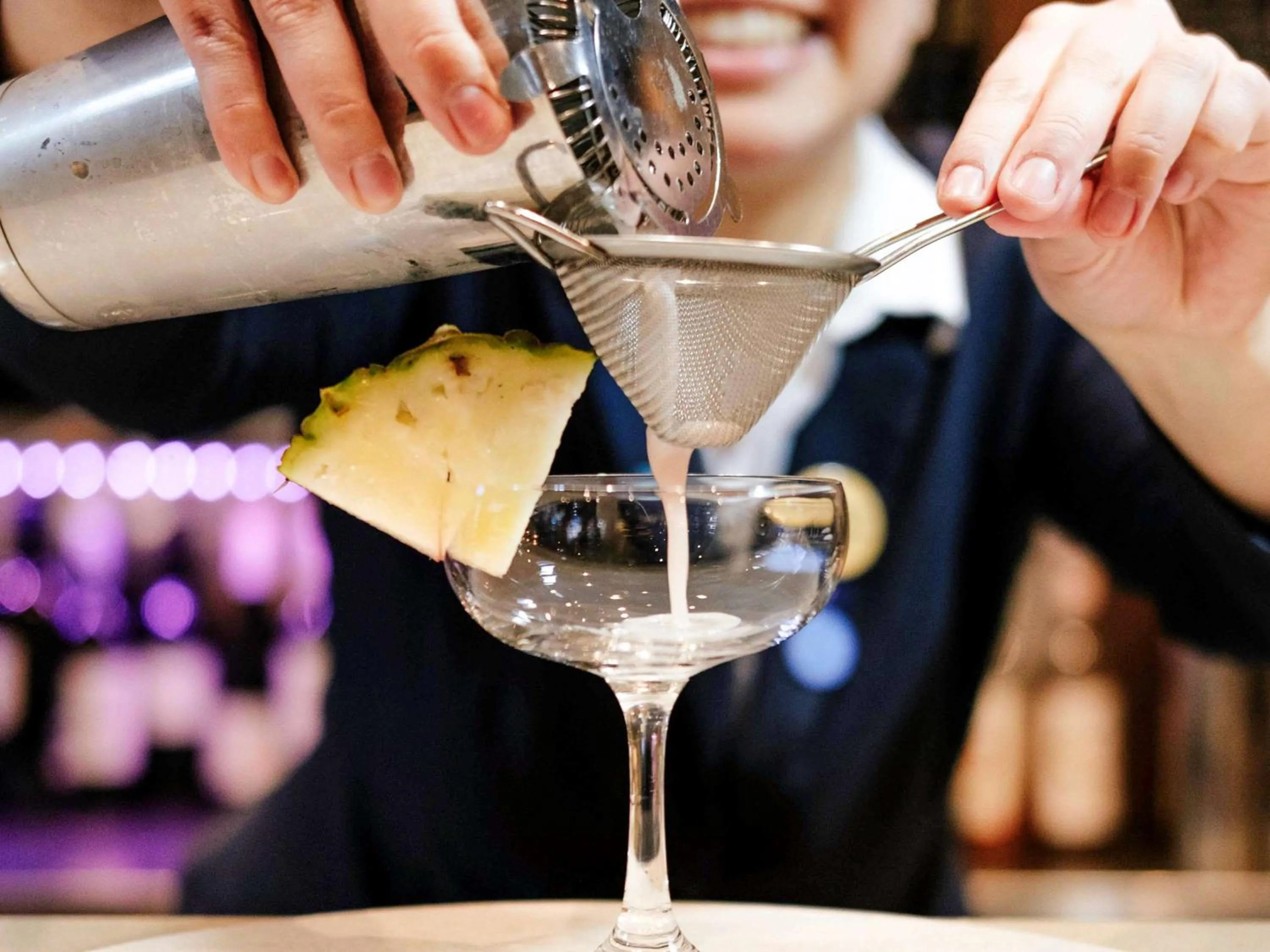 Lounge or bar in Sydney Central Hotel managed by The Ascott Limited