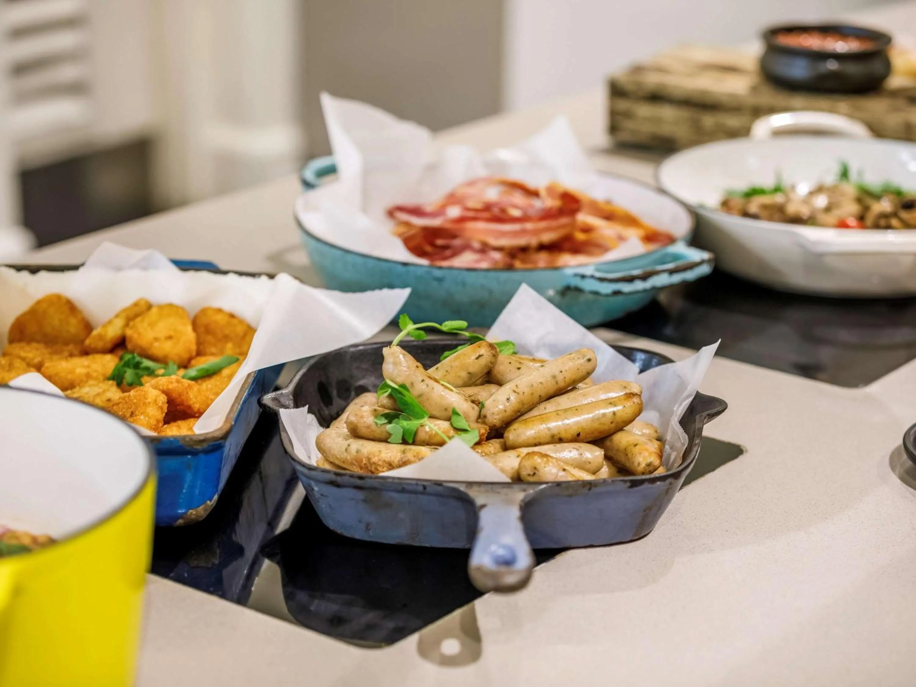 Restaurant/places to eat in Sydney Central Hotel managed by The Ascott Limited