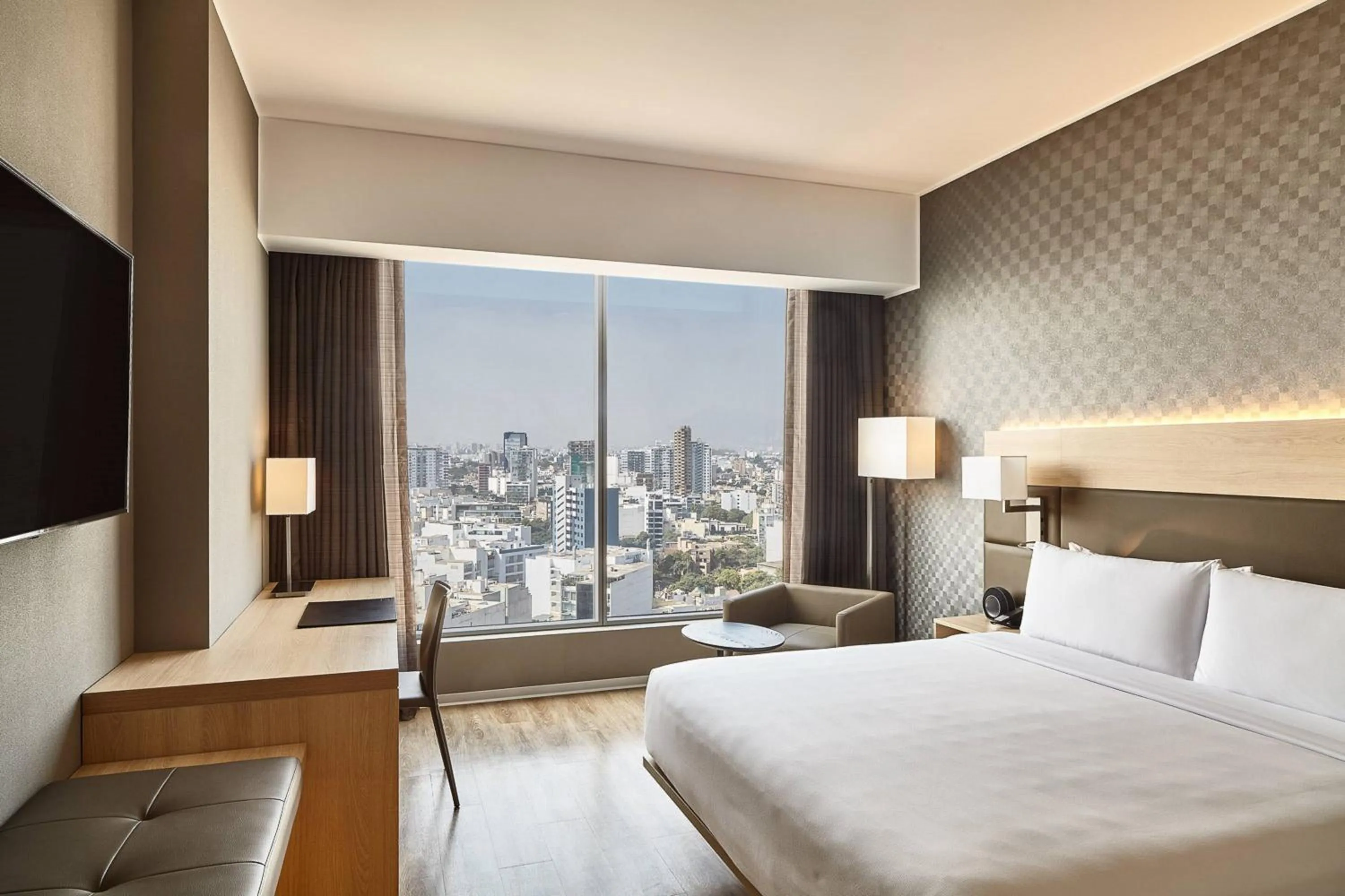 Photo of the whole room, Bed in AC Hotel by Marriott Lima Miraflores