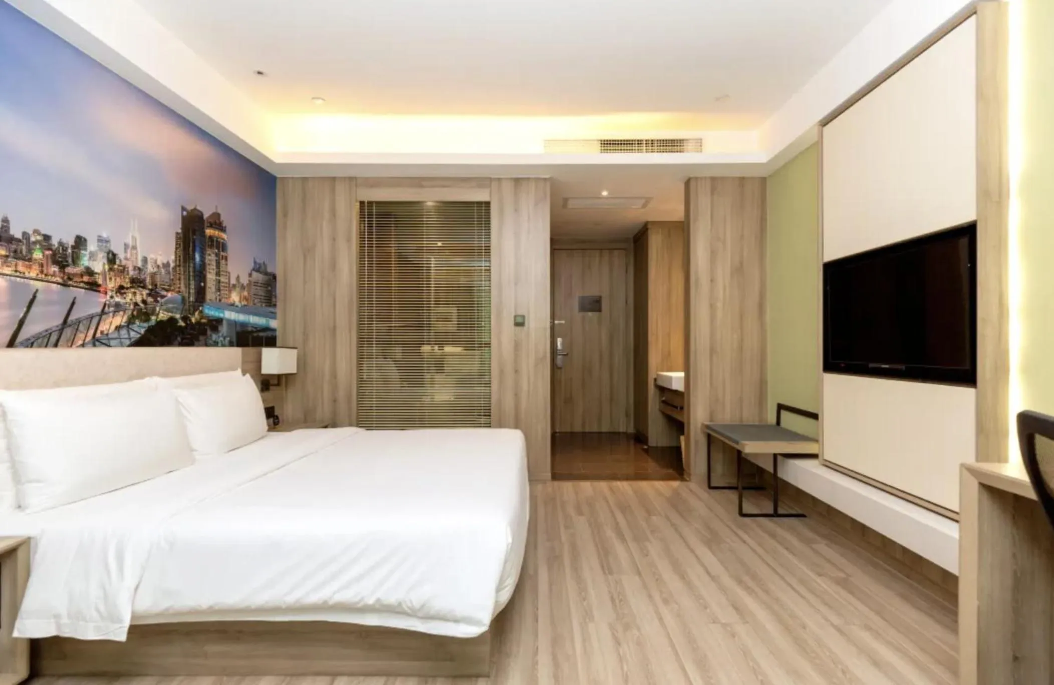 Bedroom, Bed in Atour Hotel Shanghai Xinzhuang