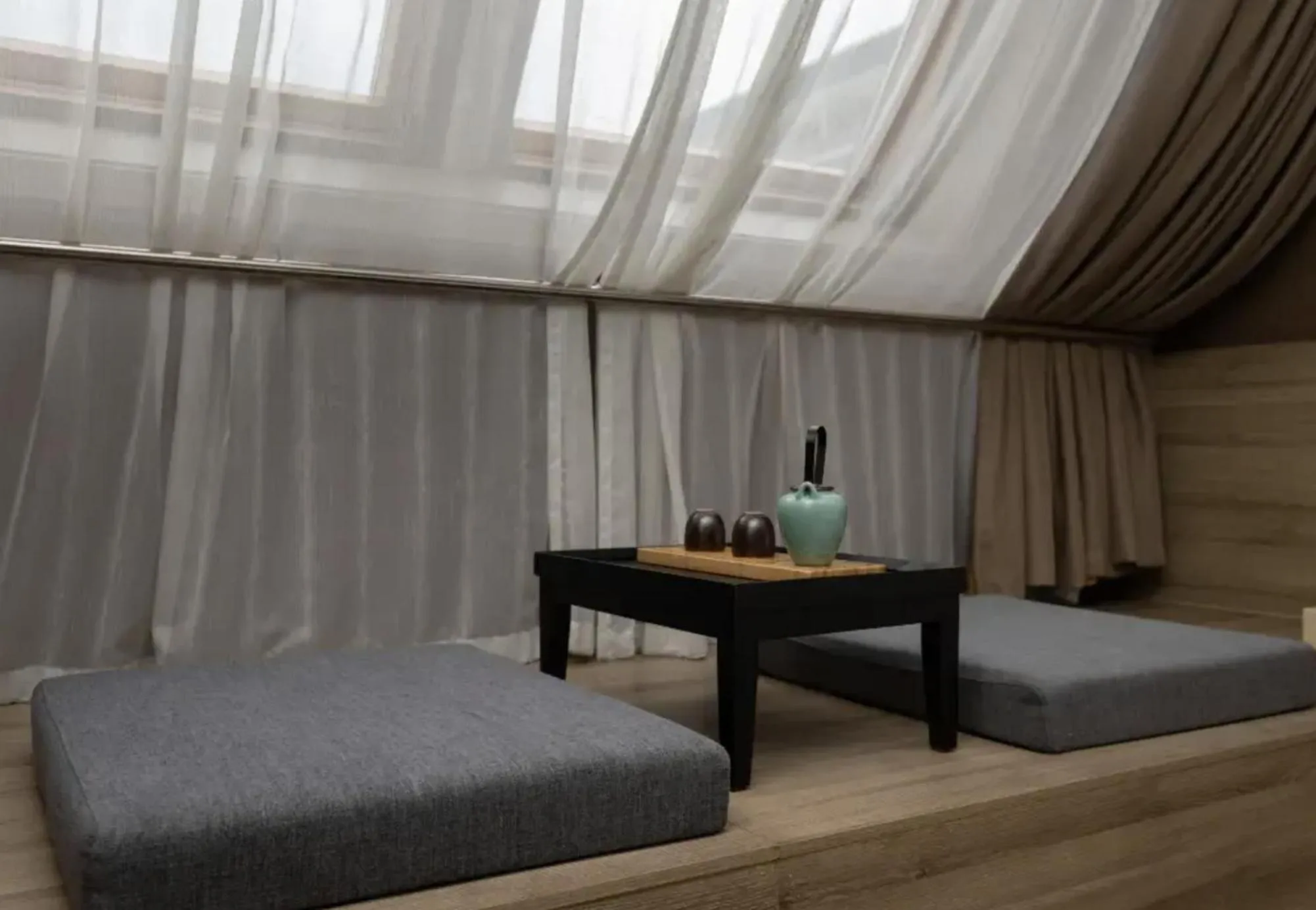 Seating area, Bed in Atour Hotel Shanghai Xinzhuang