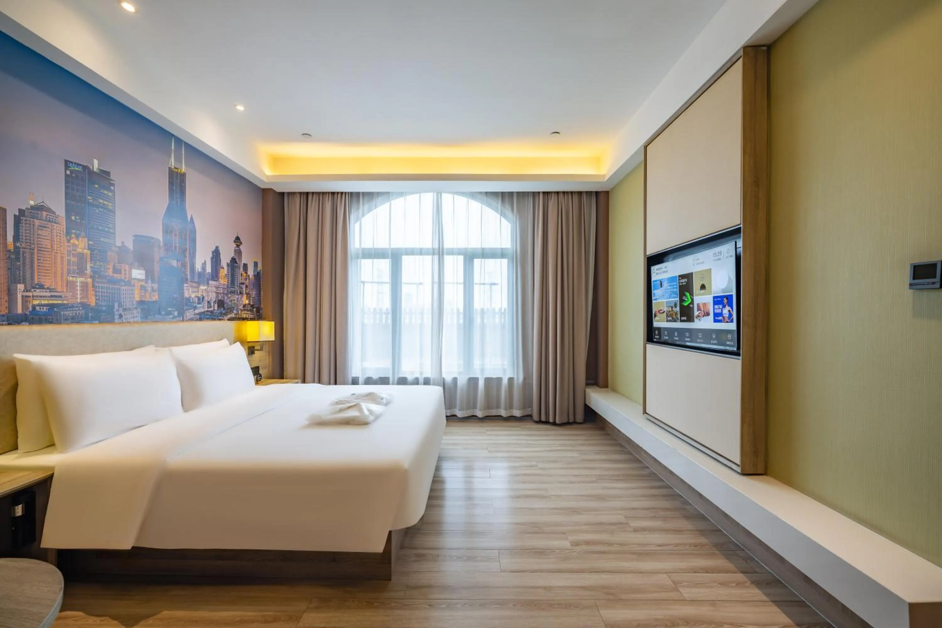 Bed in Atour Hotel Shanghai Xinzhuang