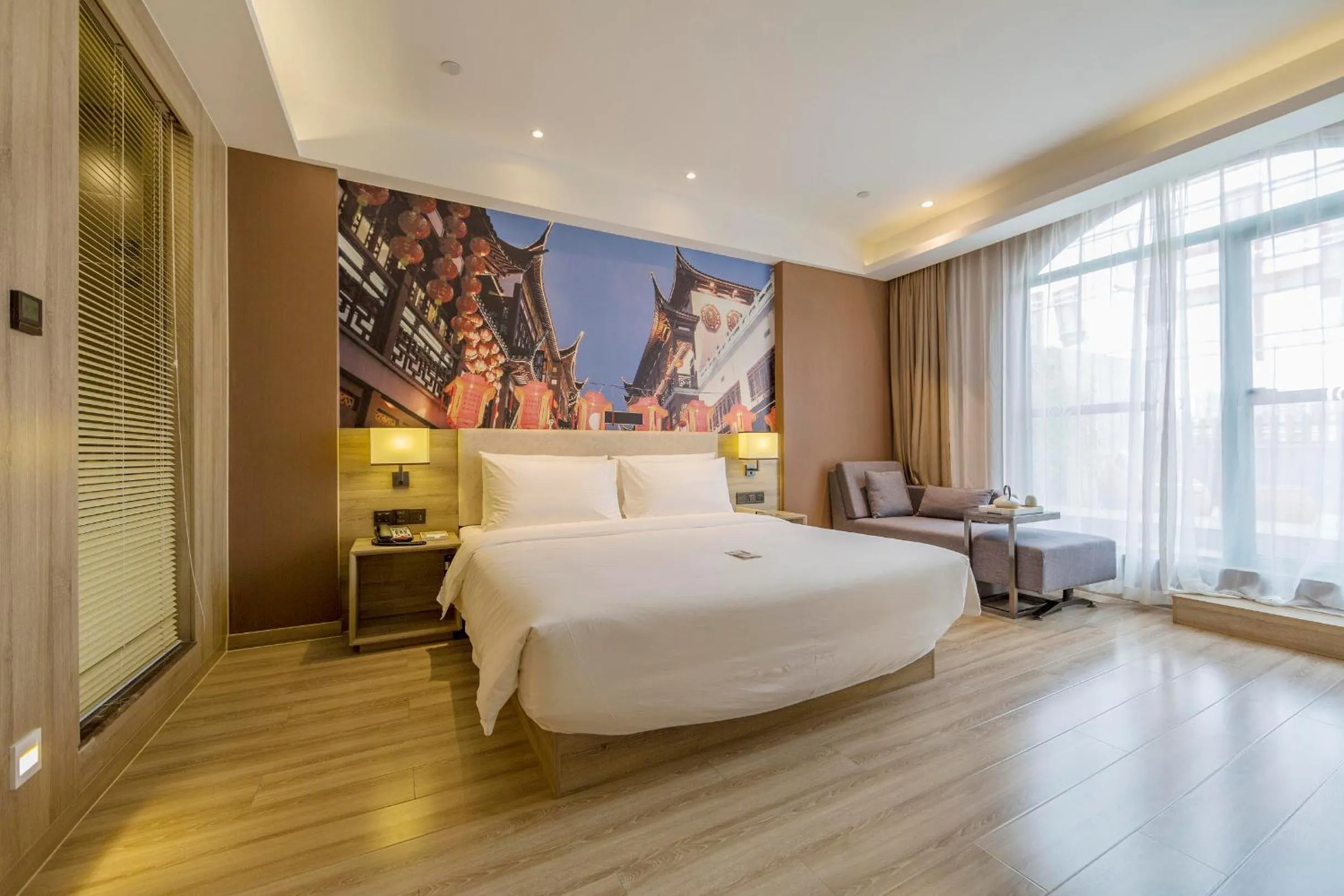 Bed in Atour Hotel Shanghai Xinzhuang