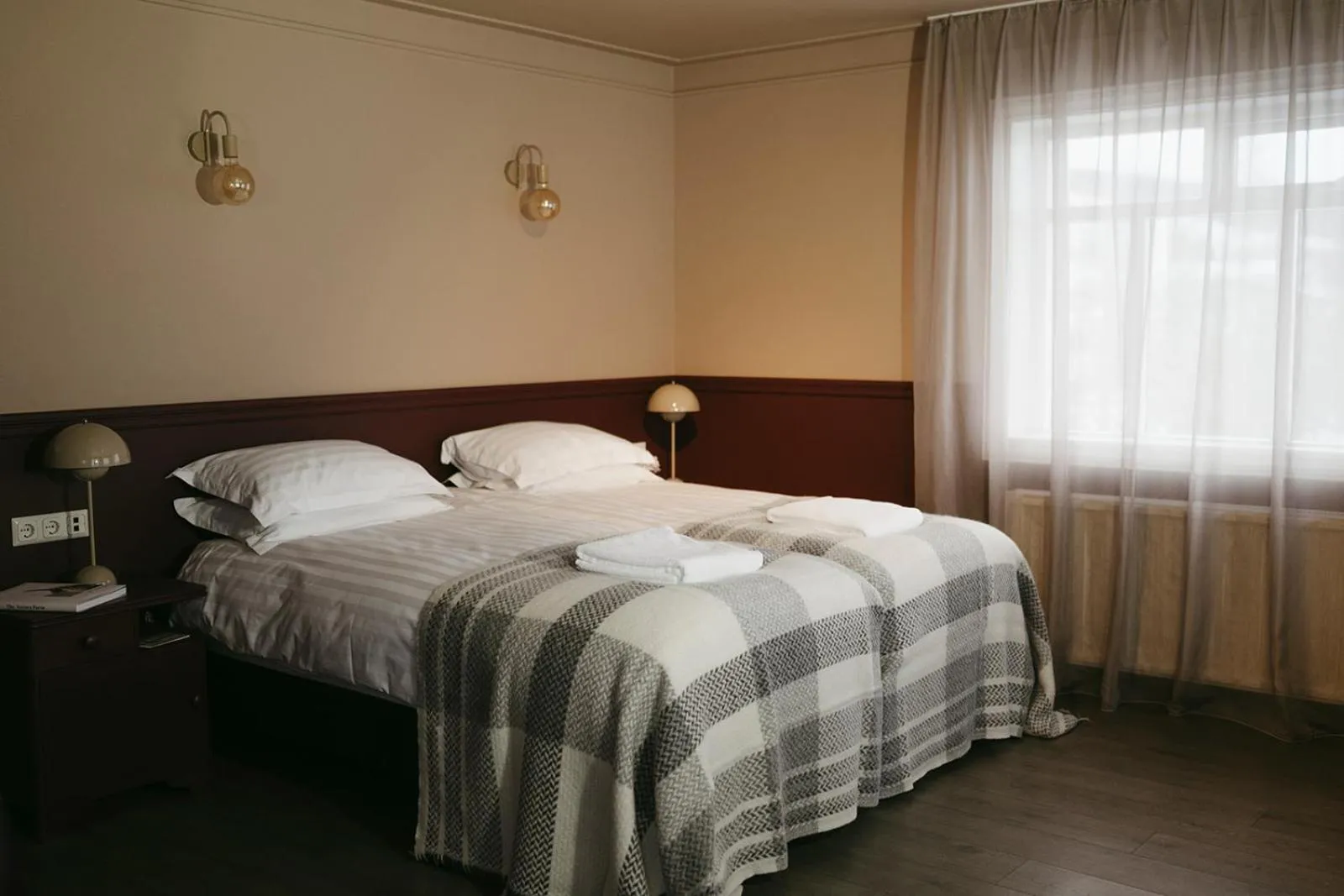 Property building, Bed in Aurora Farm Hotel