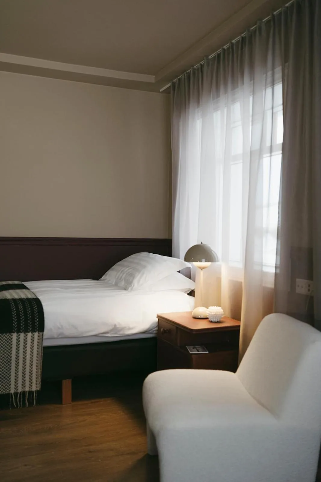 Property building, Bed in Aurora Farm Hotel