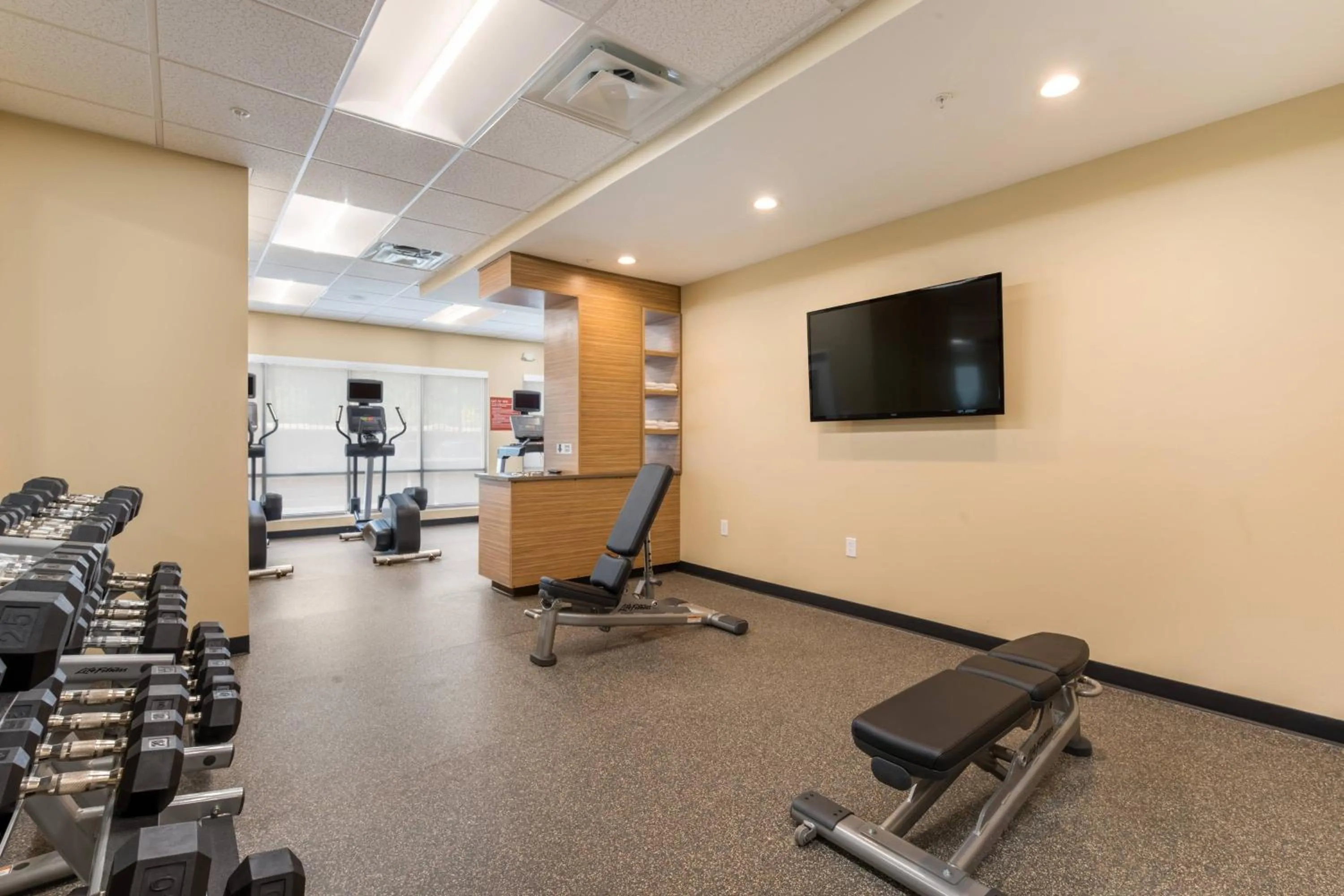 Fitness centre/facilities in TownePlace Suites by Marriott Greensboro Coliseum Area