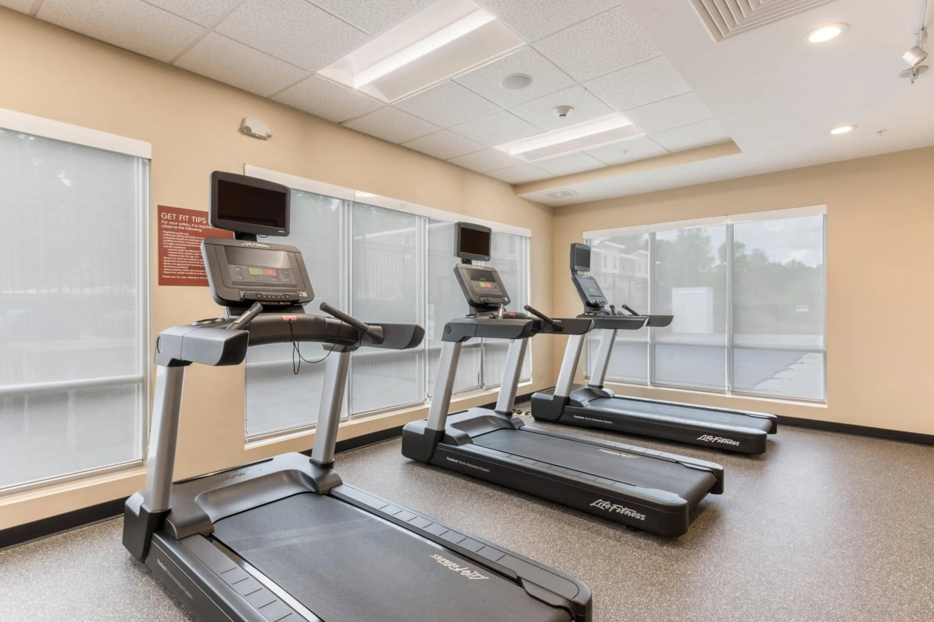 Fitness centre/facilities in TownePlace Suites by Marriott Greensboro Coliseum Area