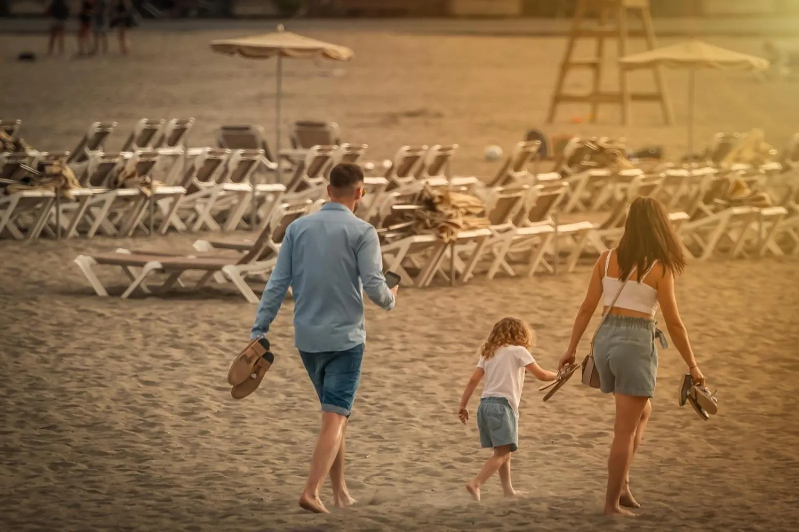 People in Comodoro Estudio Vista Mar Explotaciones Ravel