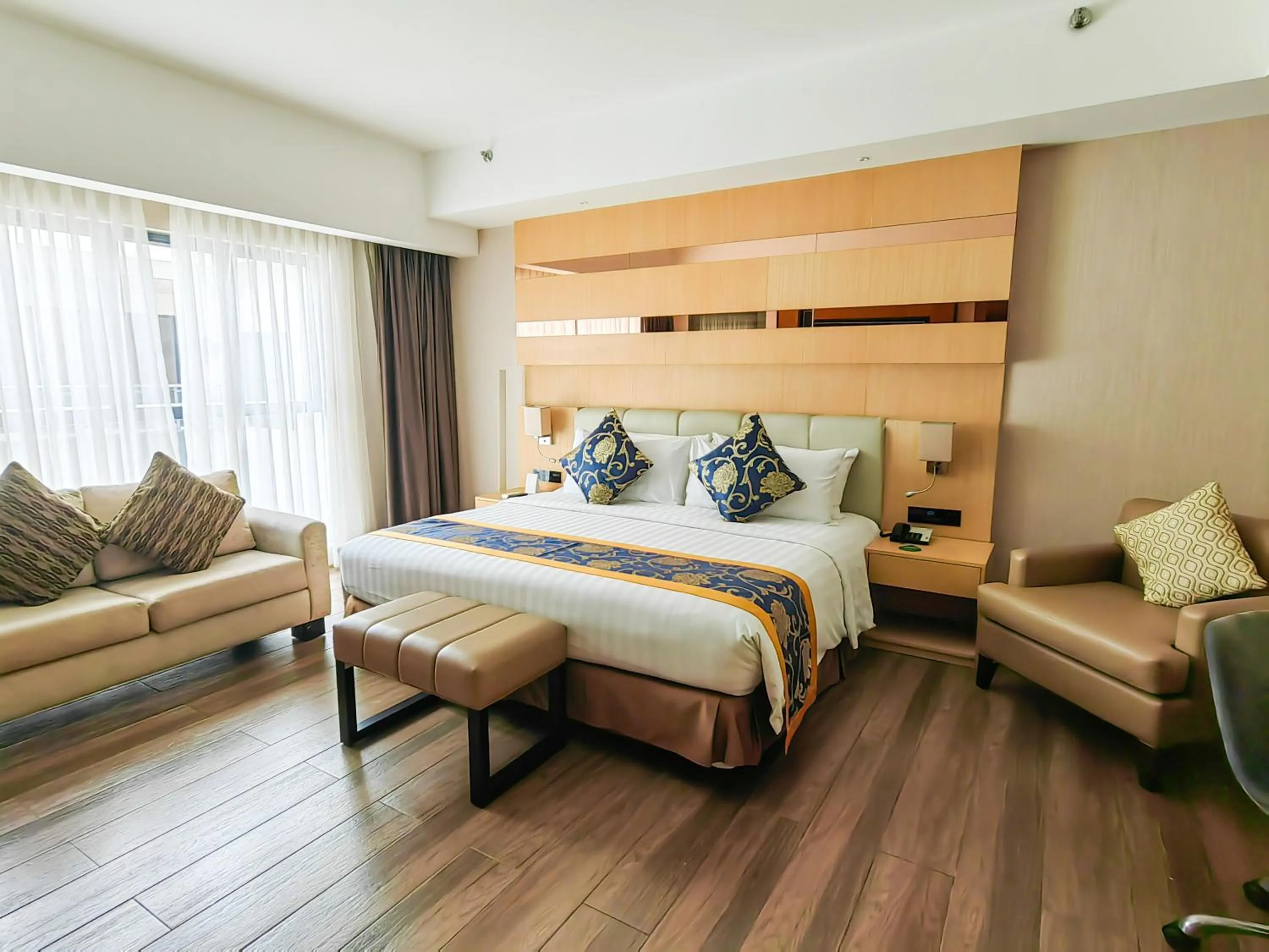 Bedroom, Bed in Best Western Plus Metro Clark