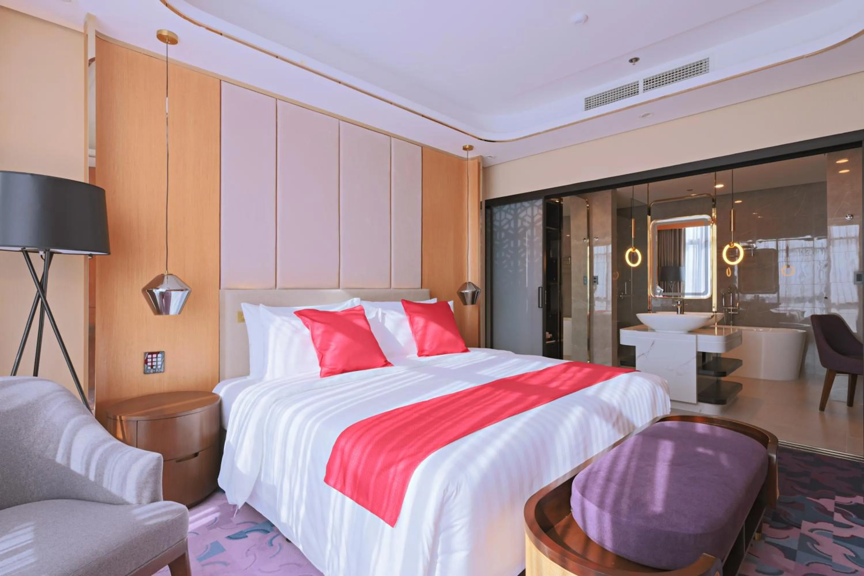 Bedroom, Bed in Best Western Plus Metro Clark