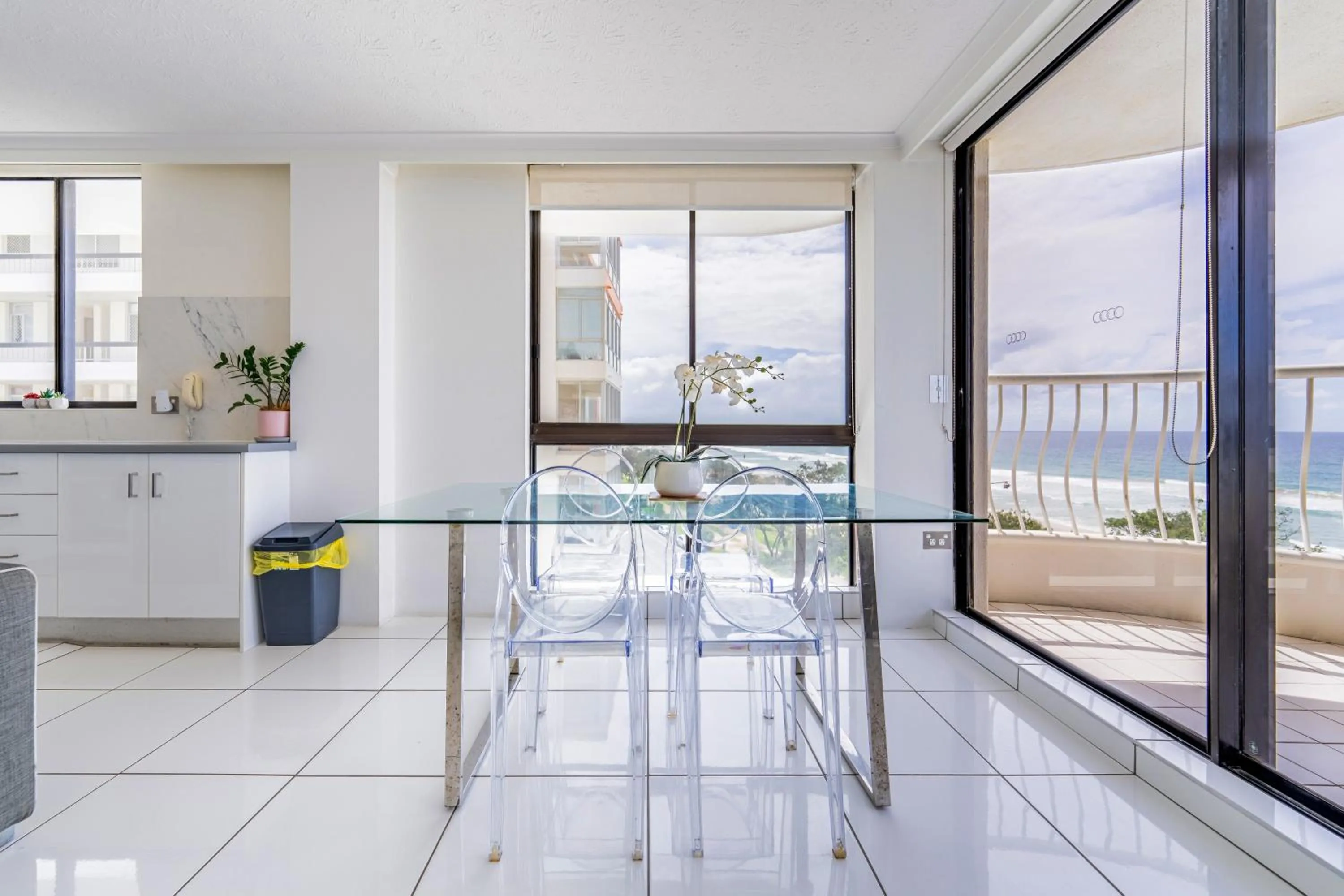 Dining area in Olympus Beachfront Apartments