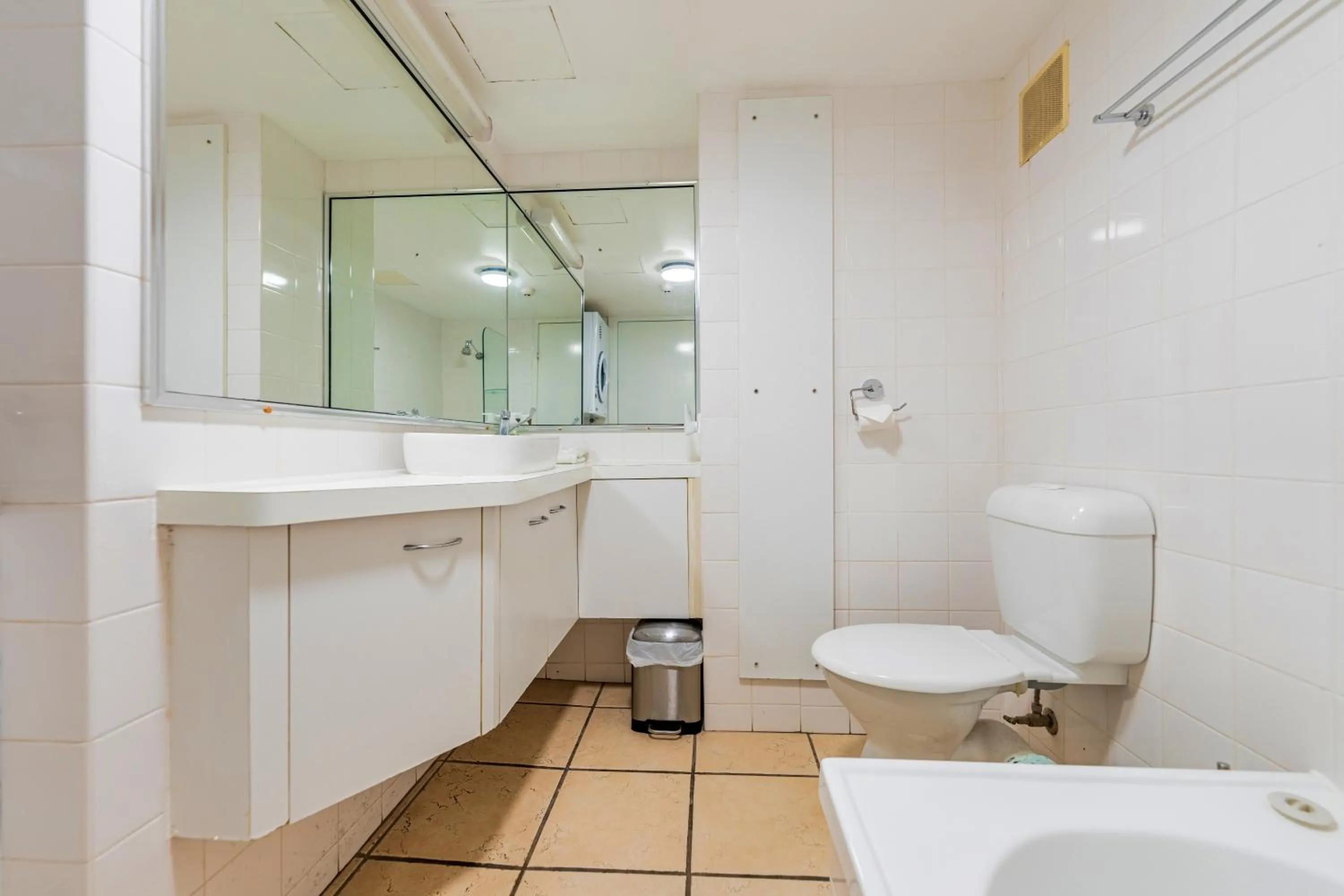 Bathroom in Olympus Beachfront Apartments