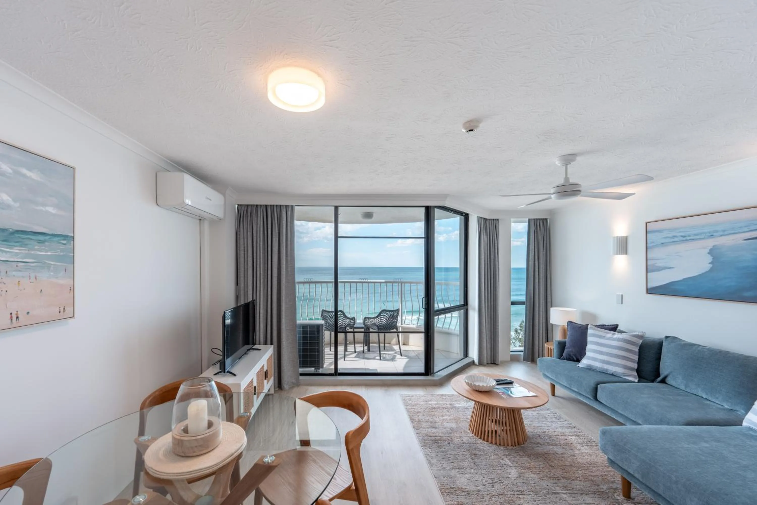 Living room in Olympus Beachfront Apartments