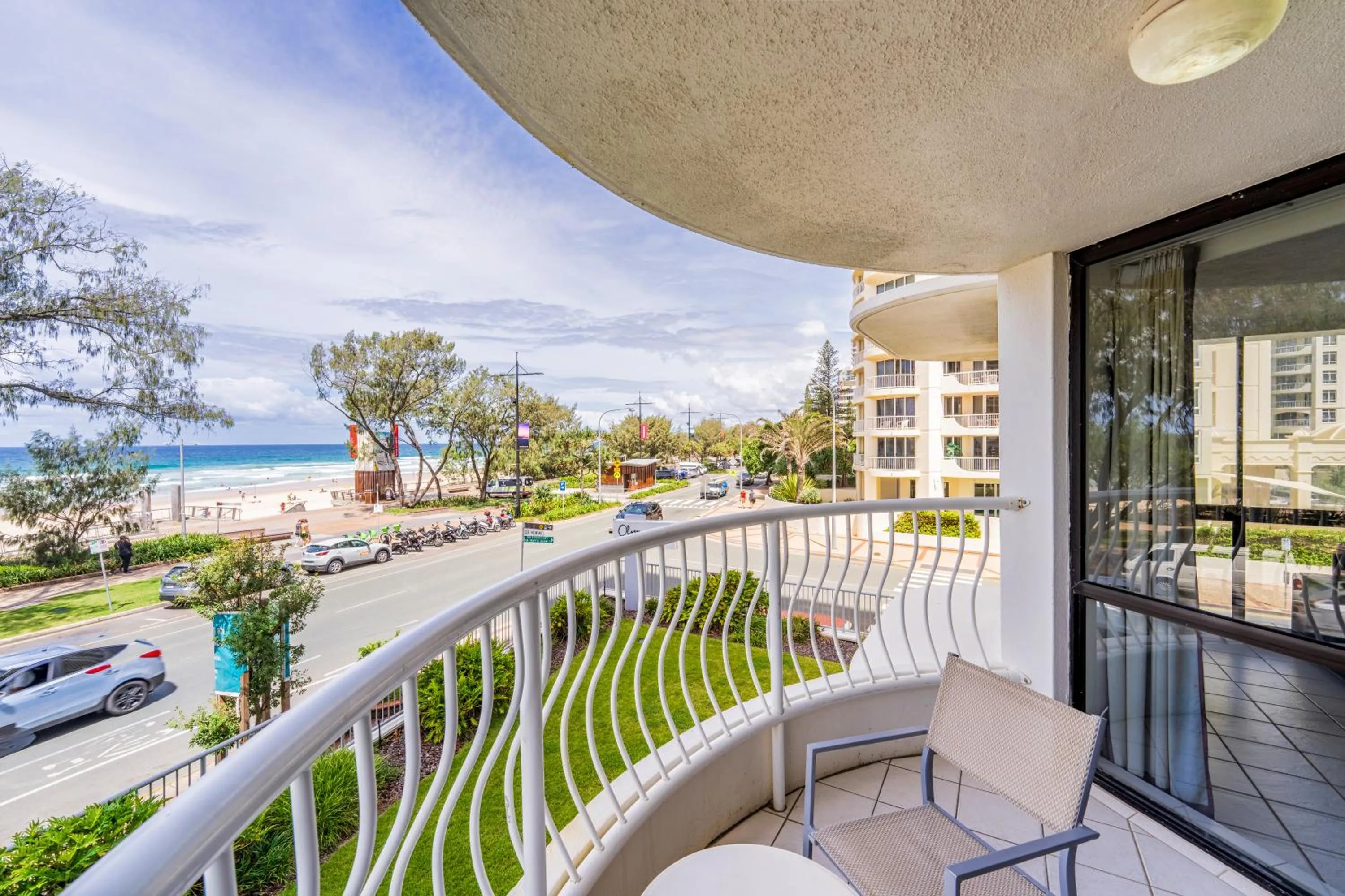 Balcony/Terrace in Olympus Beachfront Apartments