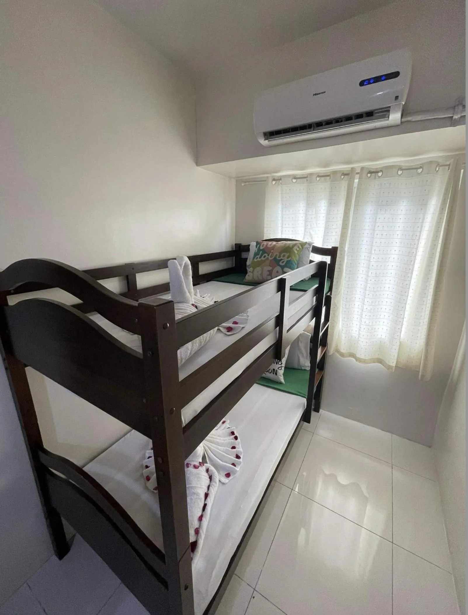 bunk bed, Bed in Green Residences Stays by PBYY