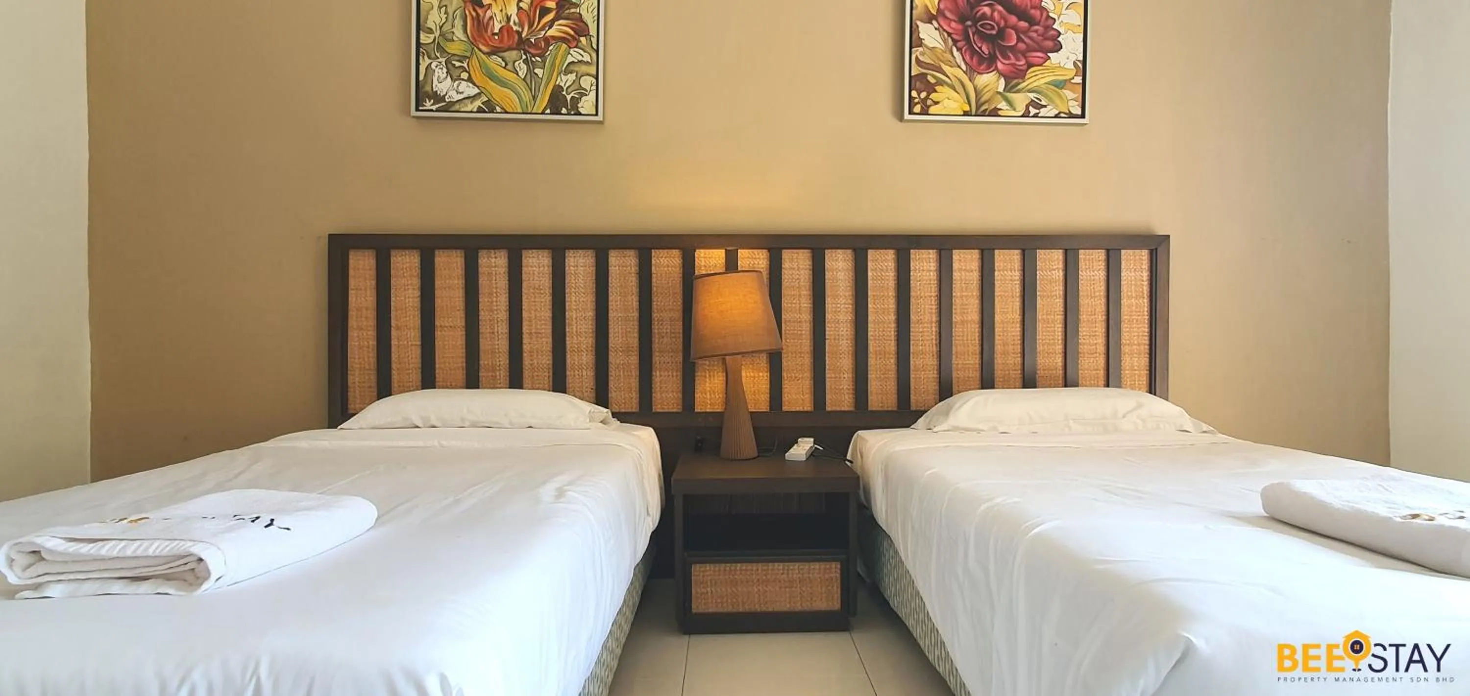 Bed in Gold Coast Morib Studio l Apartment I Penthouse