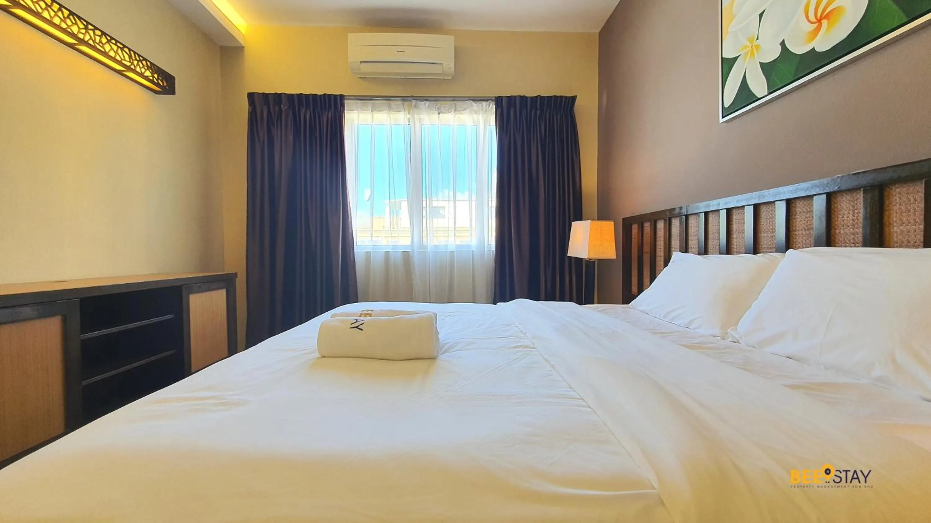 Bedroom, Bed in Gold Coast Morib Studio l Apartment I Penthouse