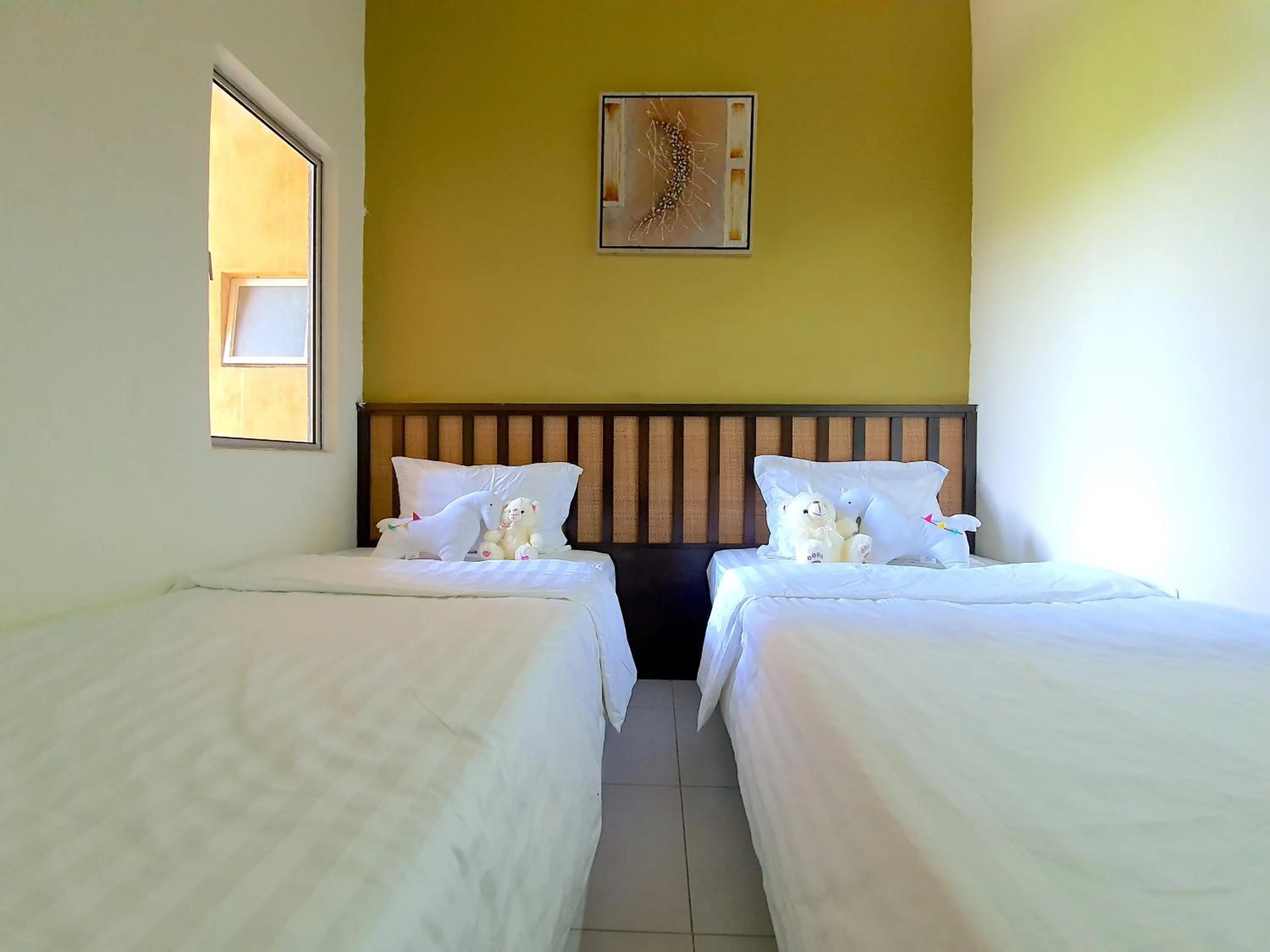 Bedroom, Bed in Gold Coast Morib Studio l Apartment I Penthouse