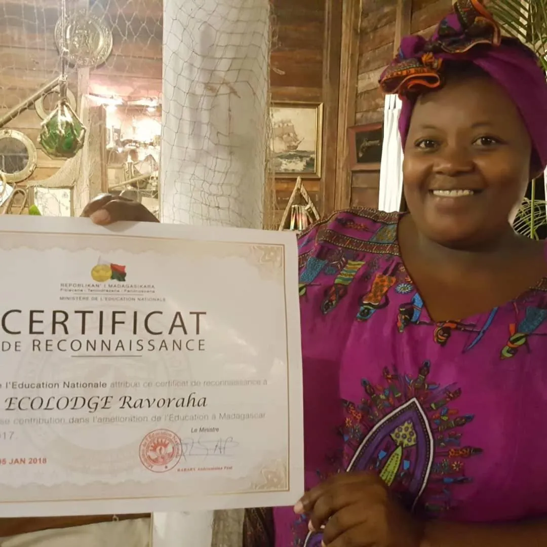 Staff in Hotel ECOLODGE LE RAVORAHA