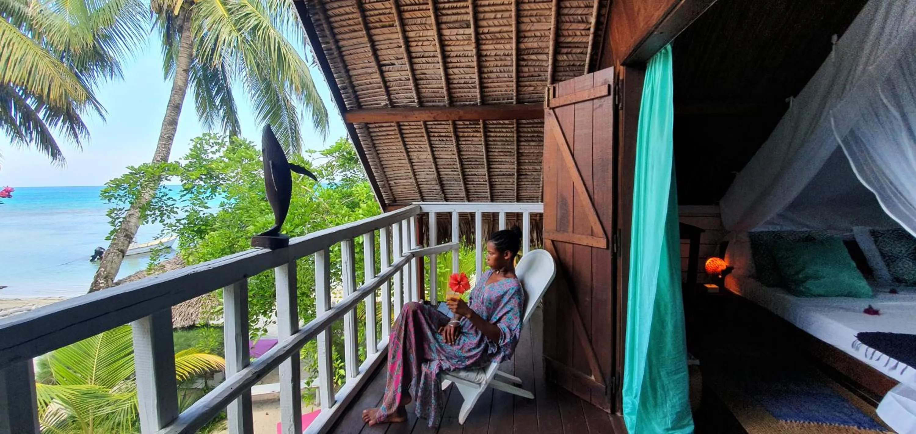 People in Hotel ECOLODGE LE RAVORAHA